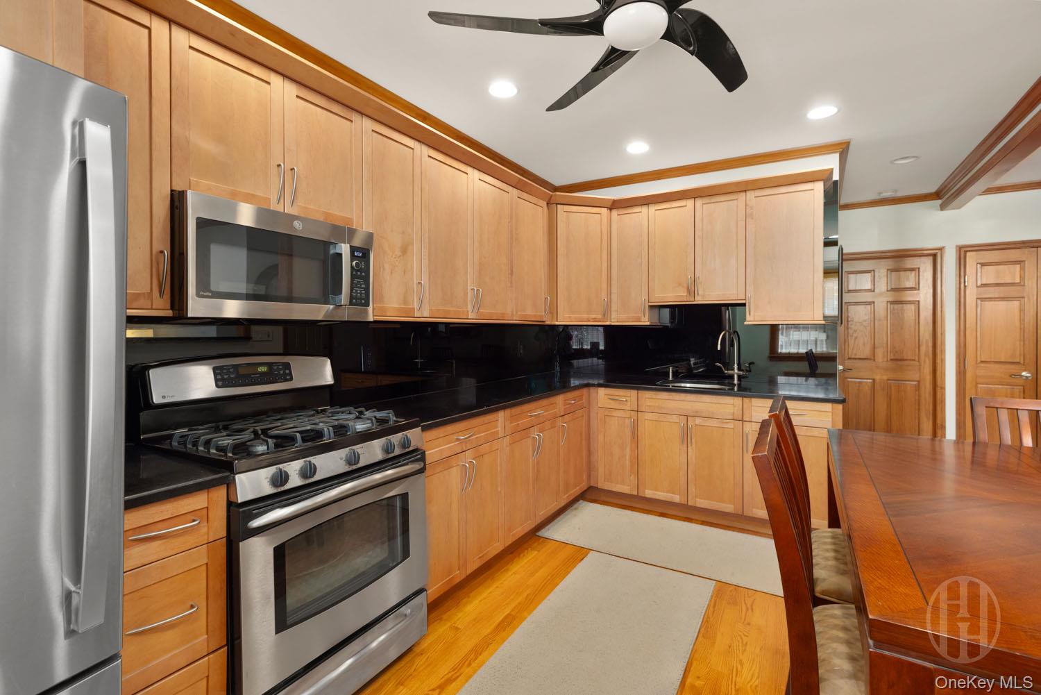 79-34 68th avenue – For Sale photo 7