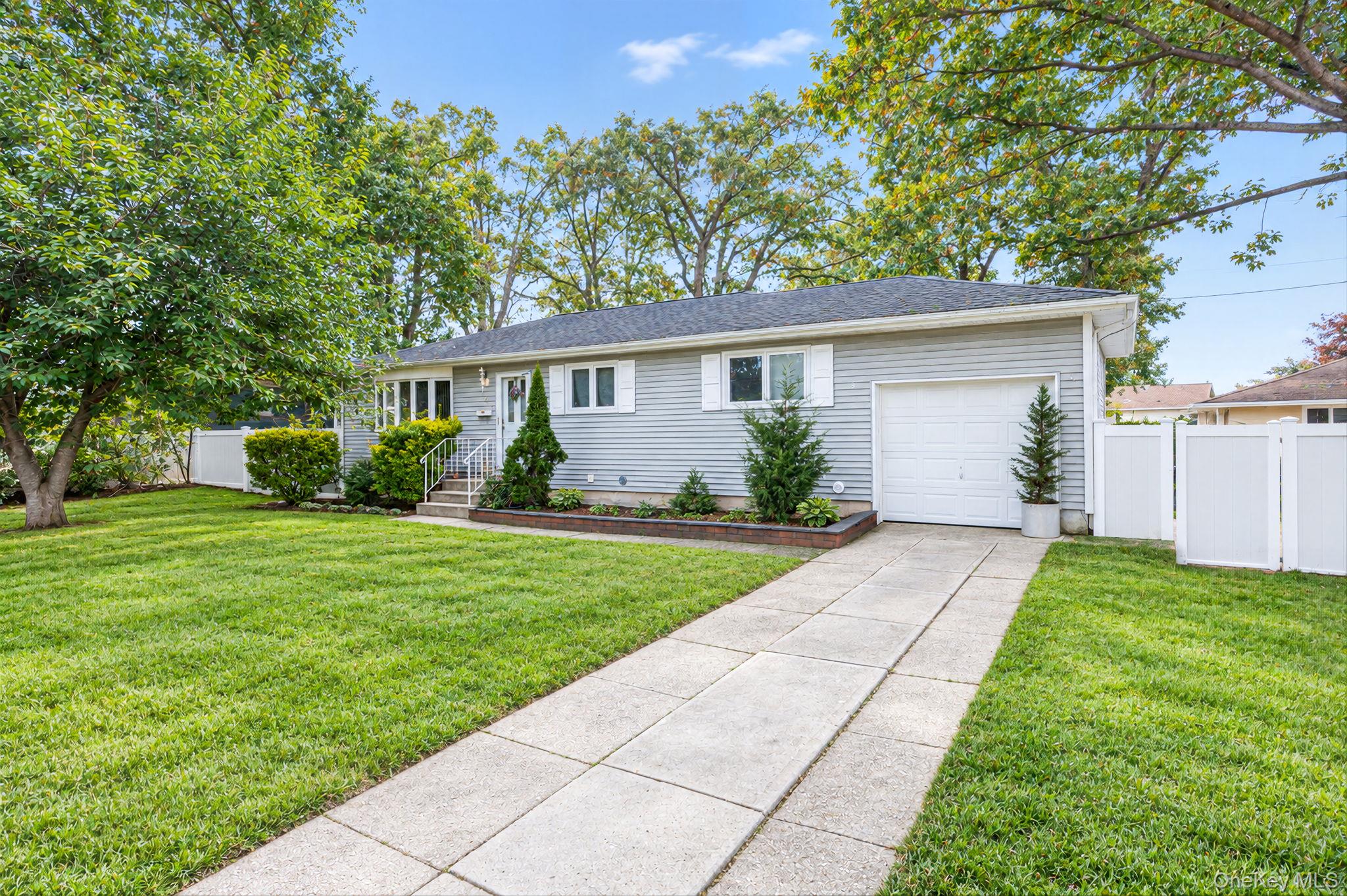 96 Central Avenue – For Sale photo 3