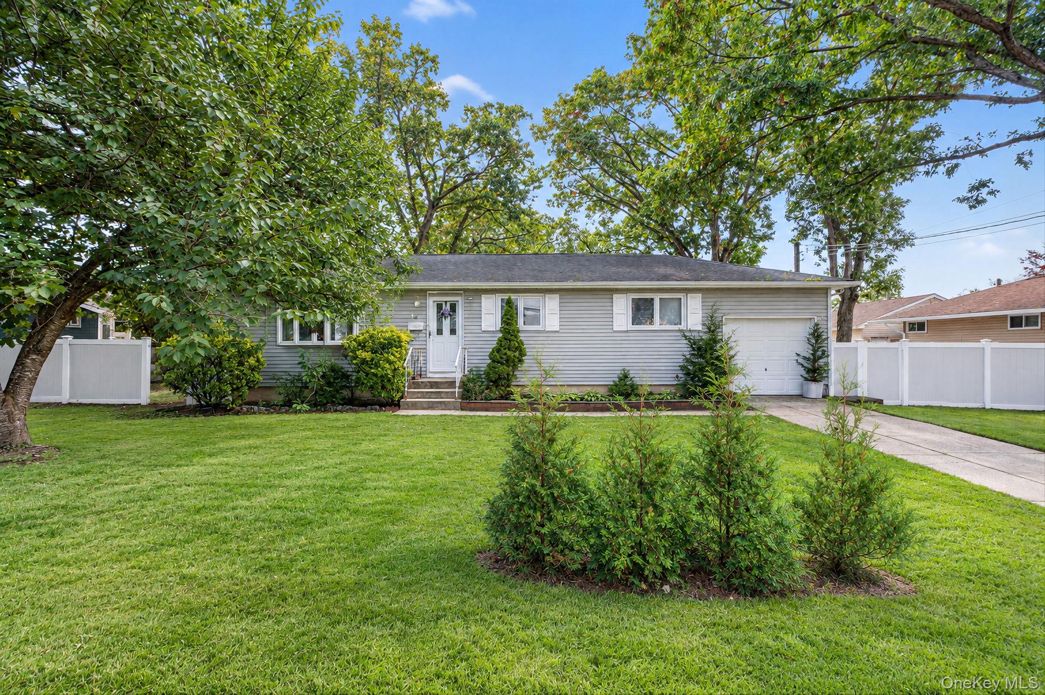 96 Central Avenue – For Sale photo 2