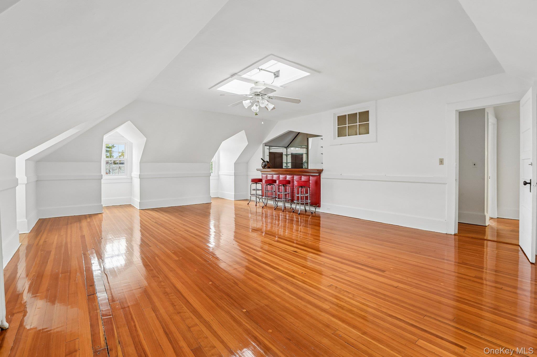 131 Esplanade – For Sale photo 36
