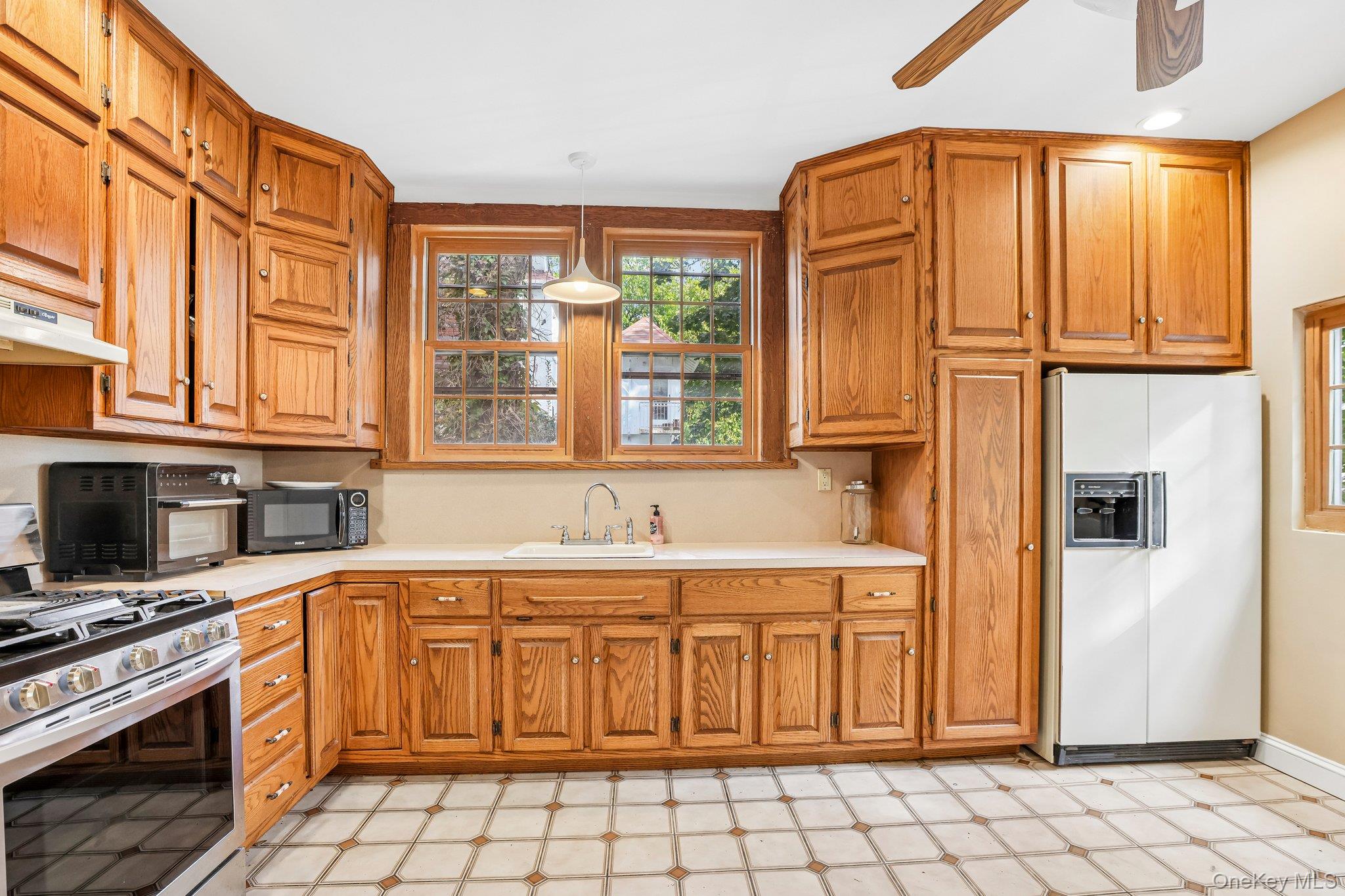 131 Esplanade – For Sale photo 21