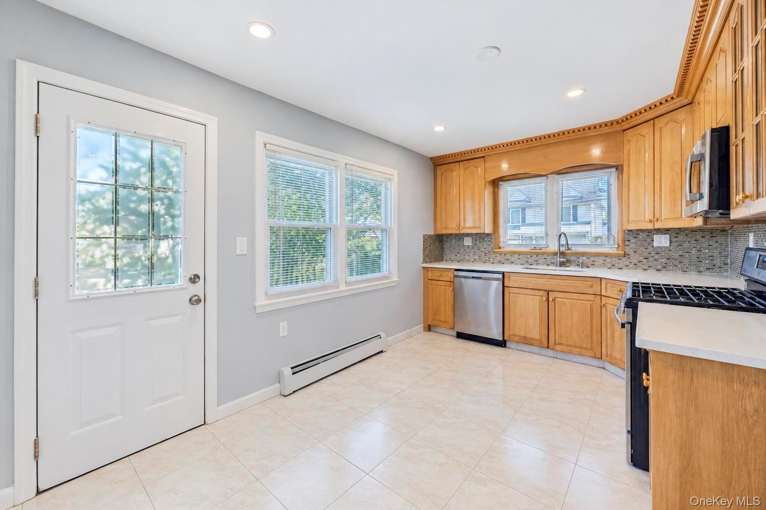 180 N 7th Street – For Sale photo 8