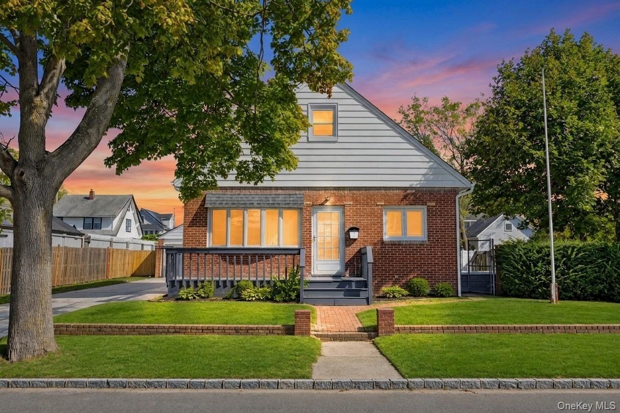 180 N 7th Street – For Sale