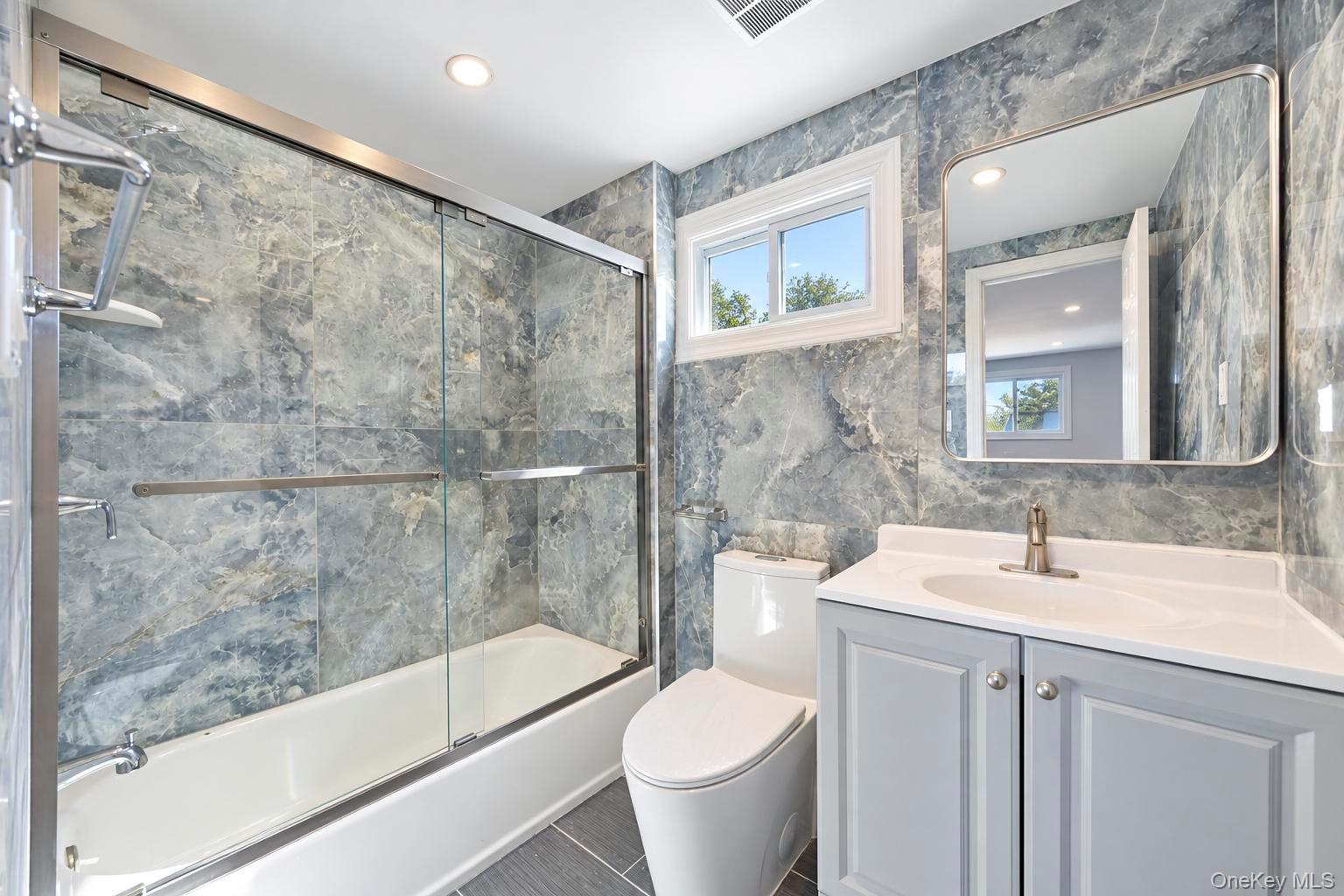 180 N 7th Street – For Sale photo 25