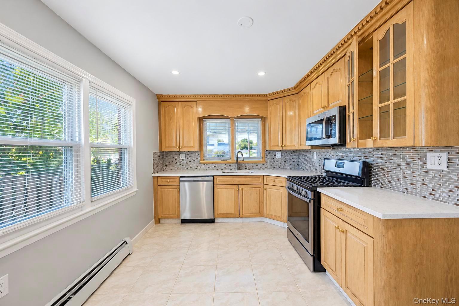 180 N 7th Street – For Sale photo 3