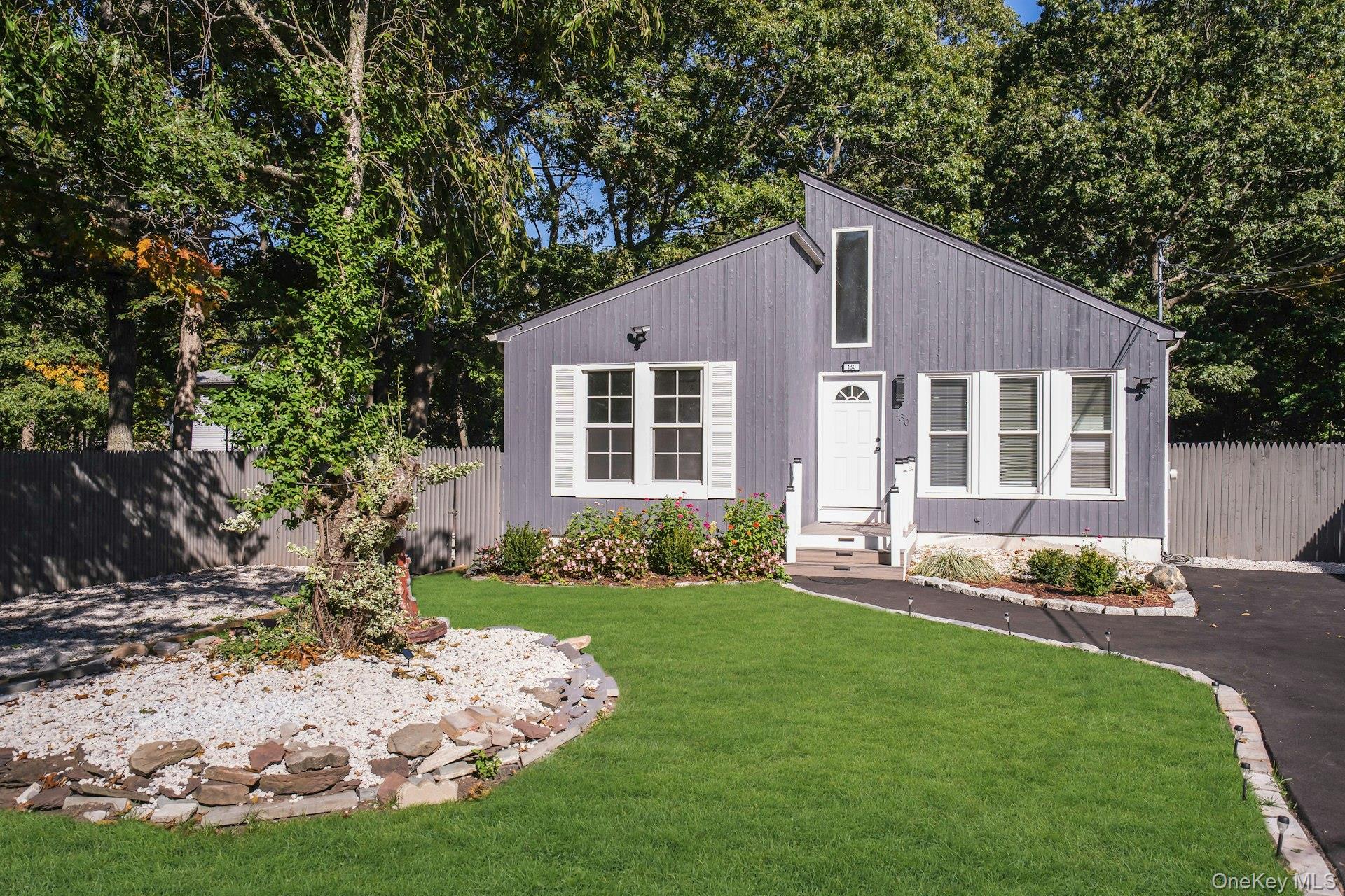 130 Auborn Avenue – For Sale photo 2