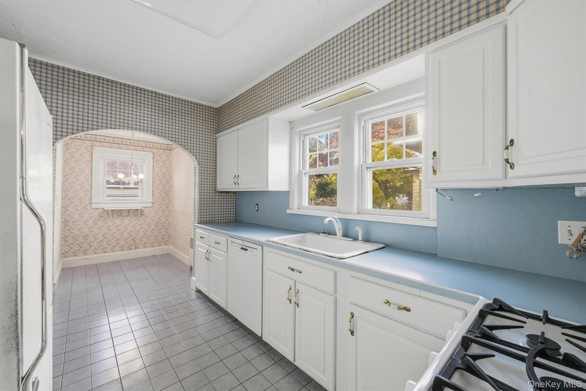 24 Seneca Road – For Sale photo 15