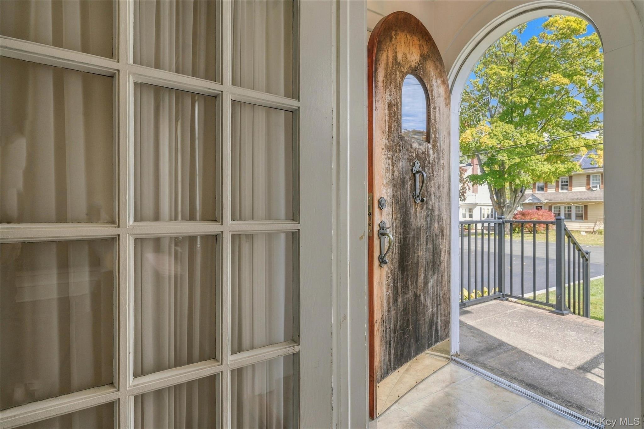 24 Seneca Road – For Sale photo 5