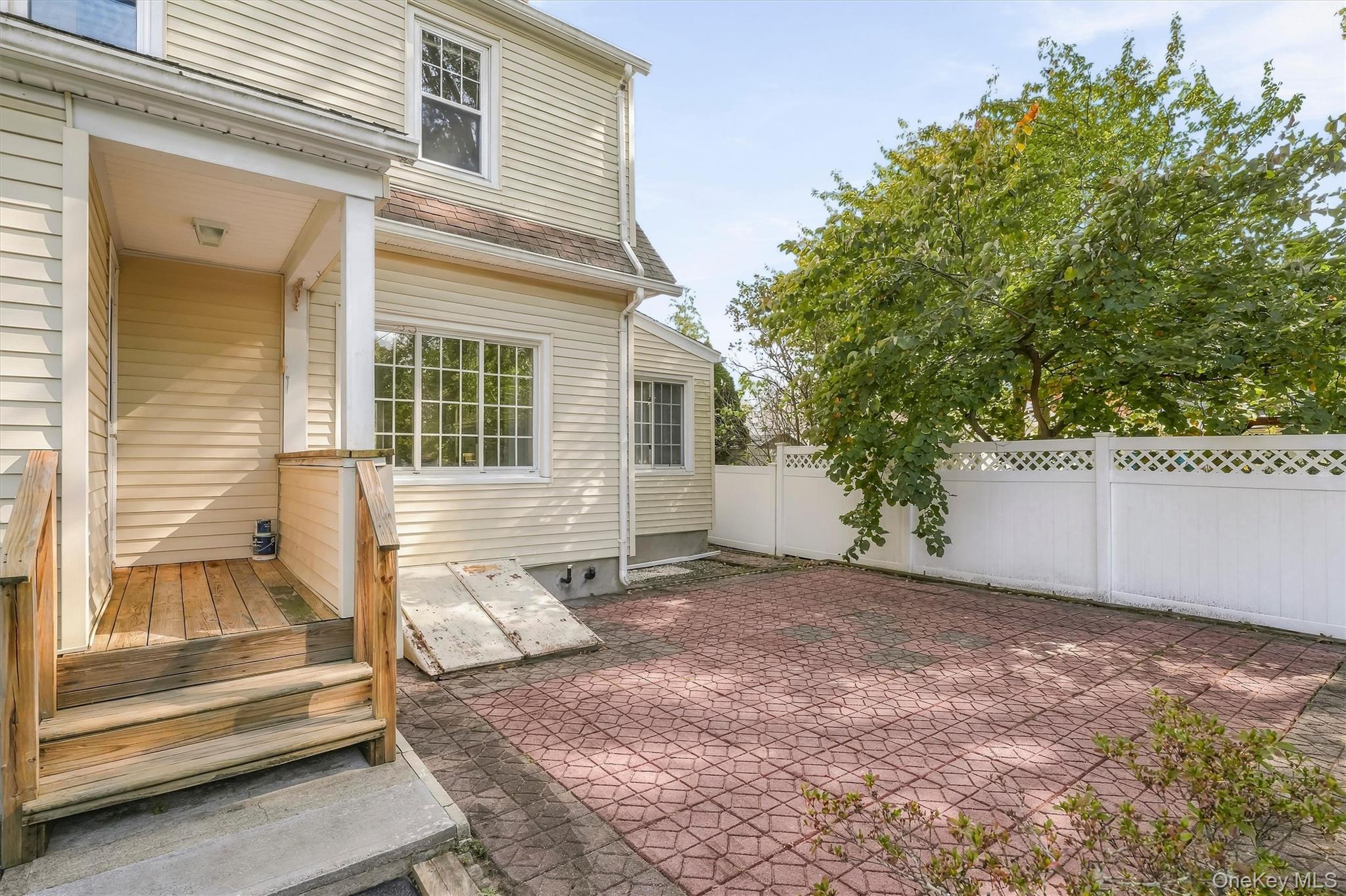 24 Seneca Road – For Sale photo 39