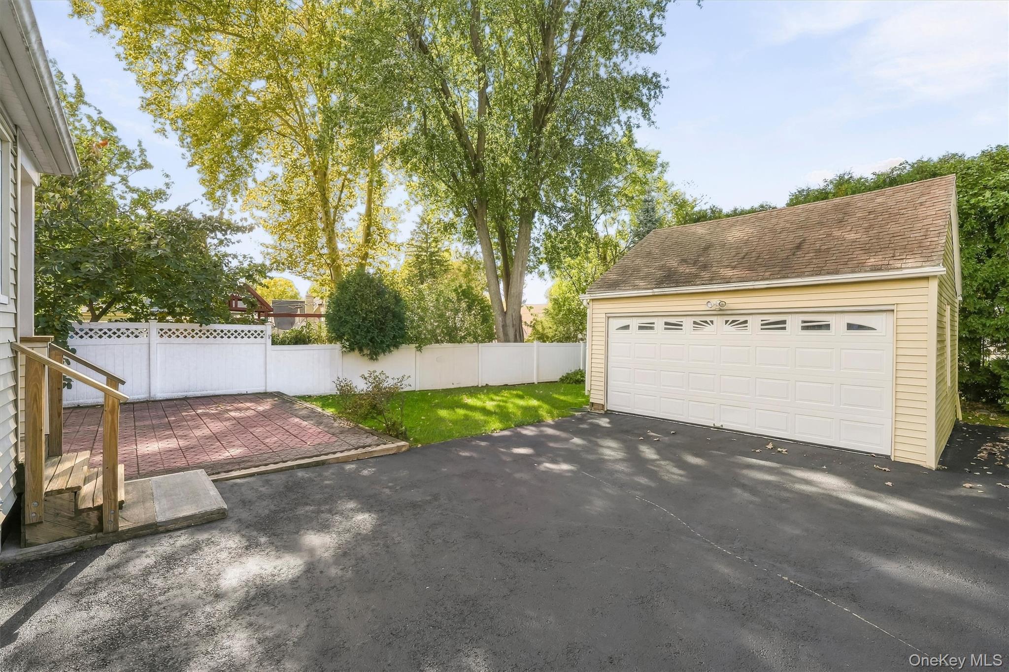 24 Seneca Road – For Sale photo 41