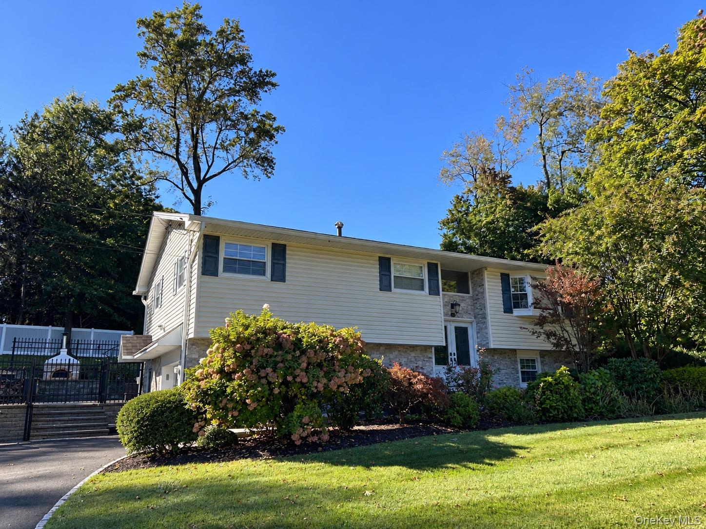 34 East Street – For Sale