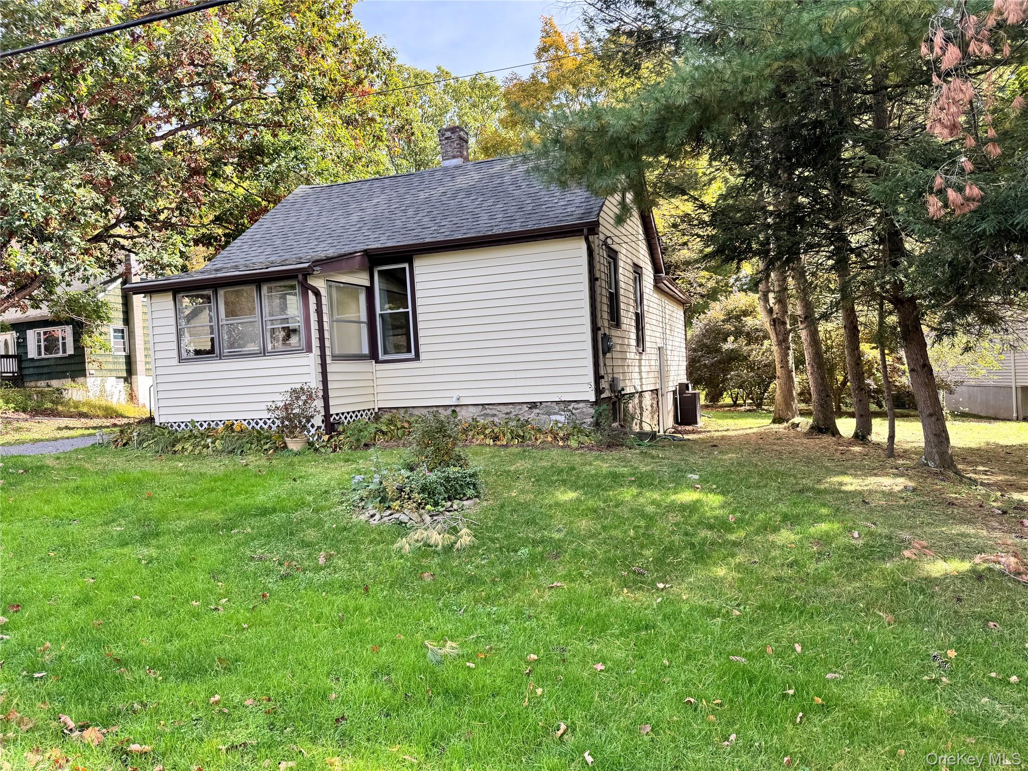 25 Rymph Boulevard – For Sale photo 2
