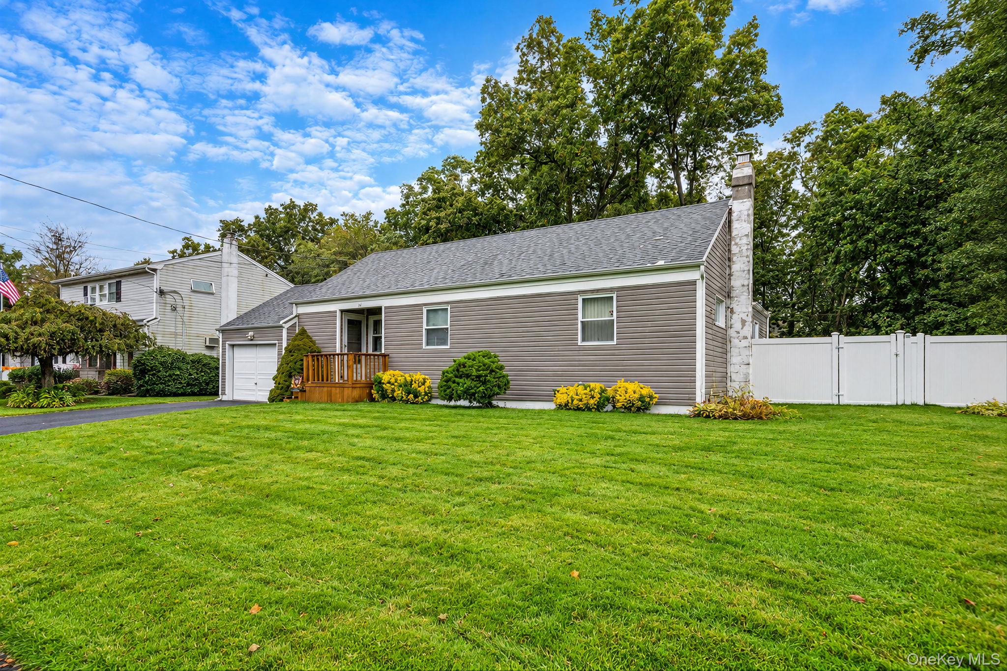 24 Chapel Place – For Sale photo 3