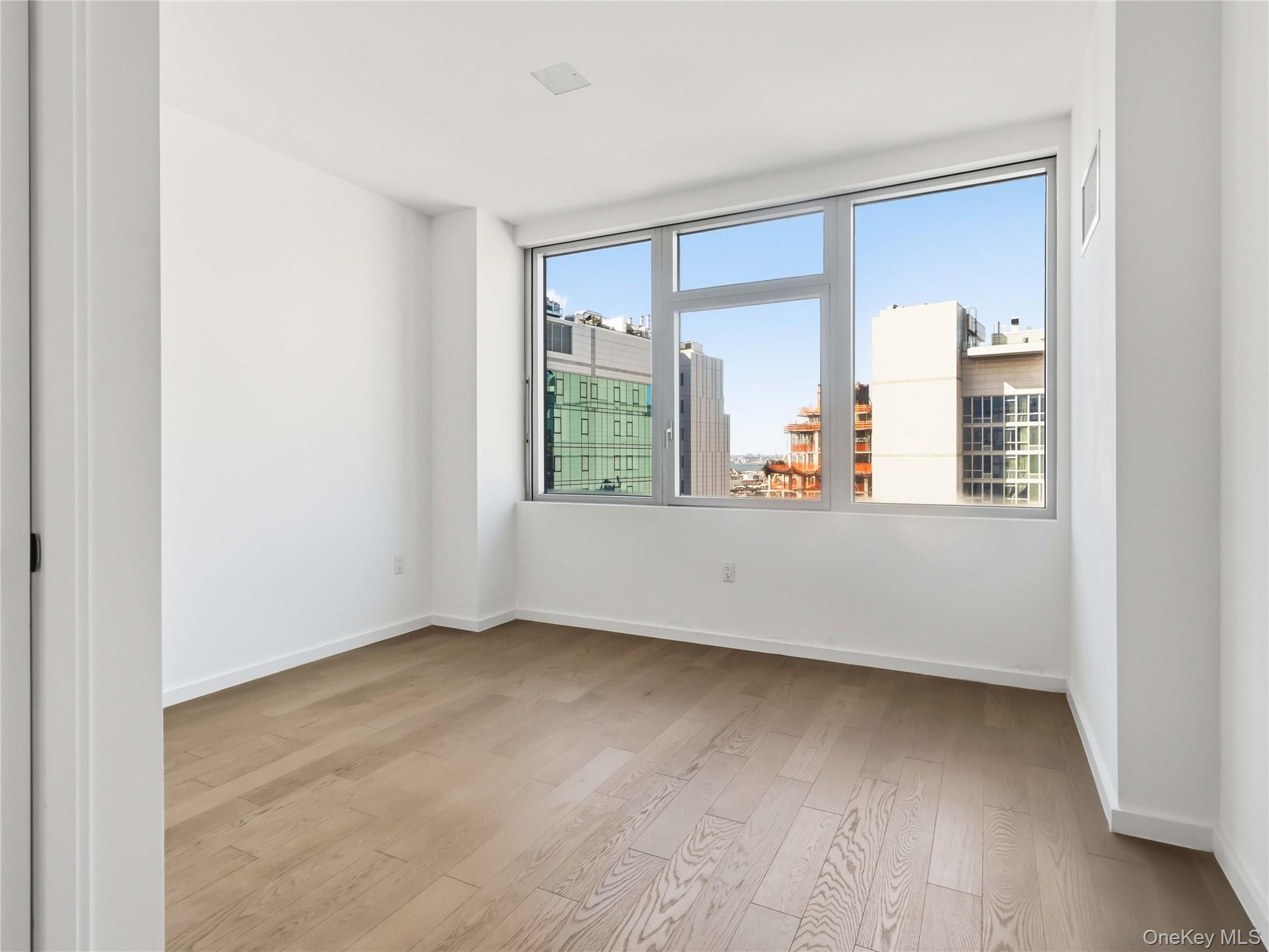 13327 39th Avenue, Unit PHA photo 13