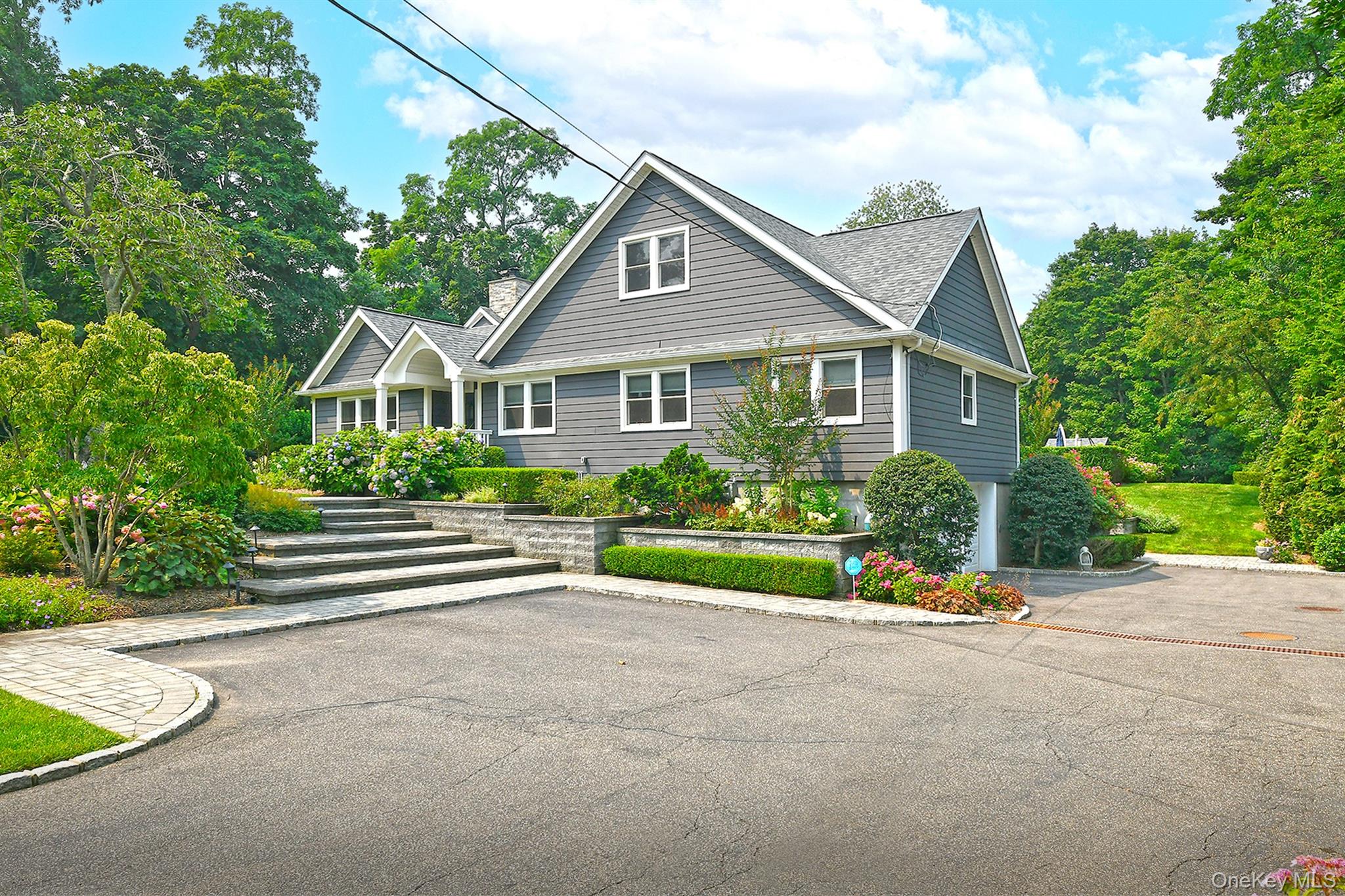 31 Huntington Bay Road – For Sale photo 3