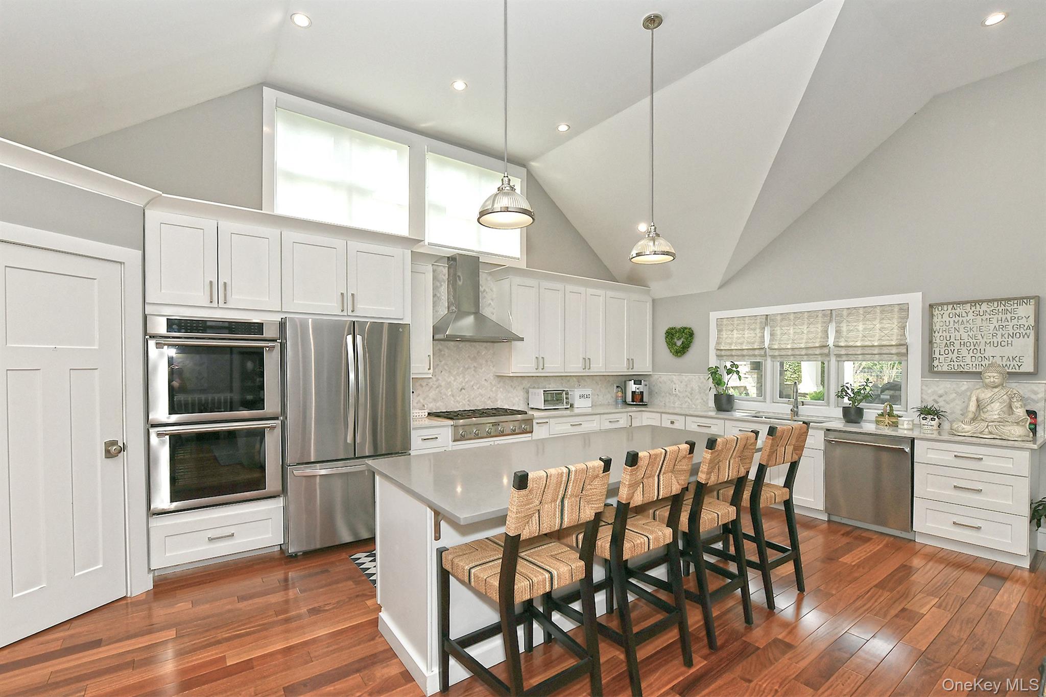 31 Huntington Bay Road – For Sale photo 8