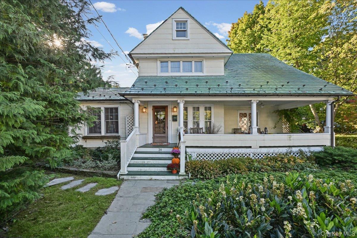 20 5th Avenue – For Sale photo 2