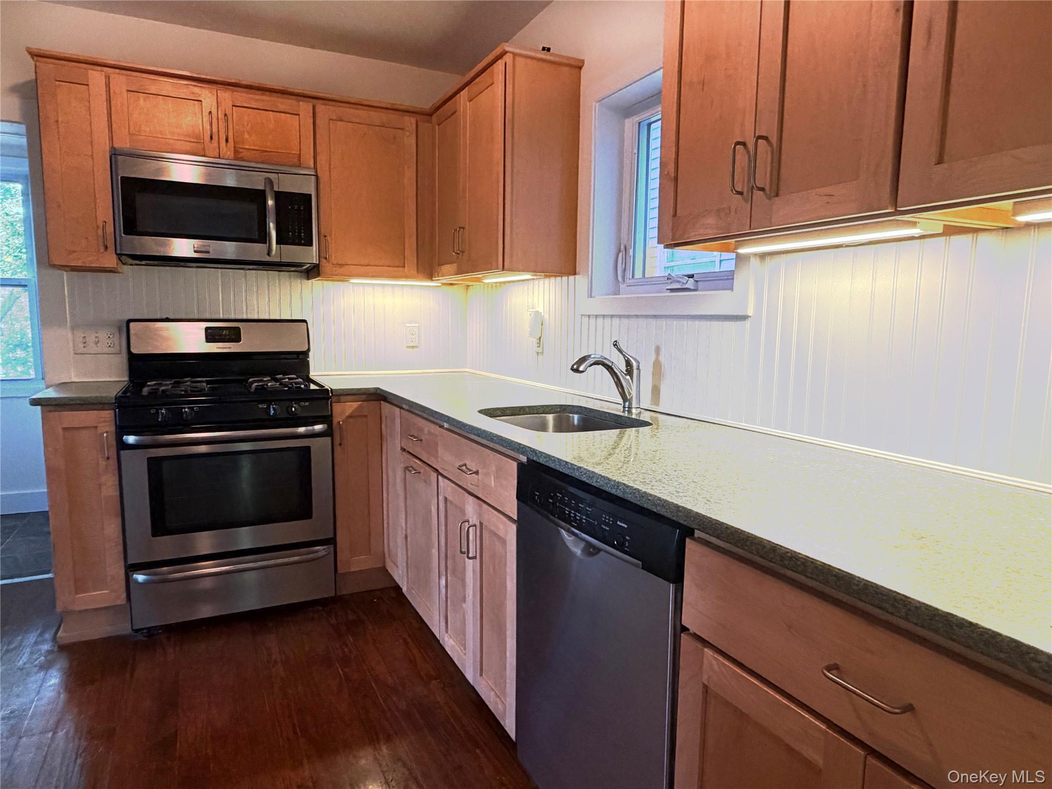 92 School Street – For Sale photo 6