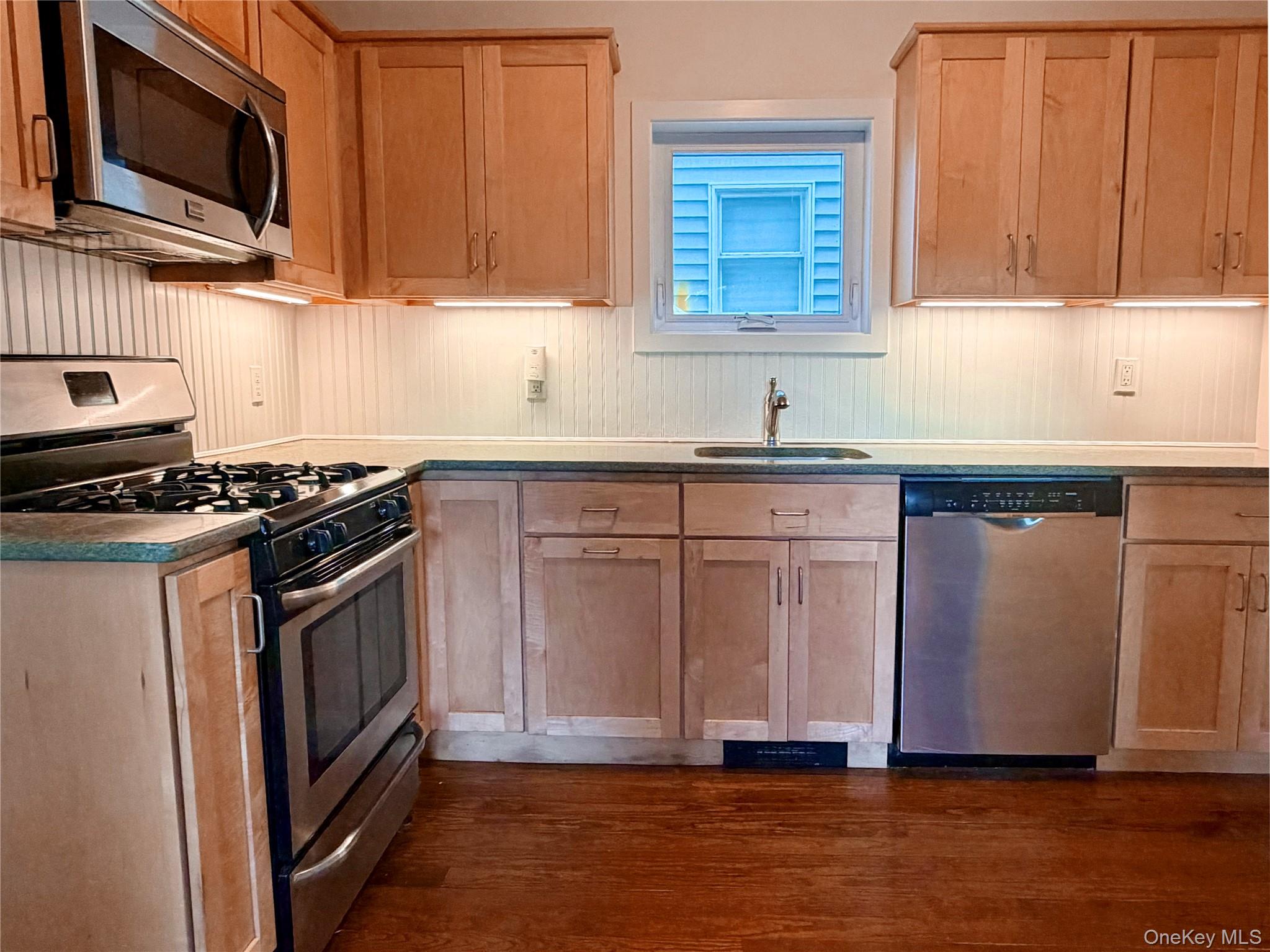 92 School Street – For Sale photo 7