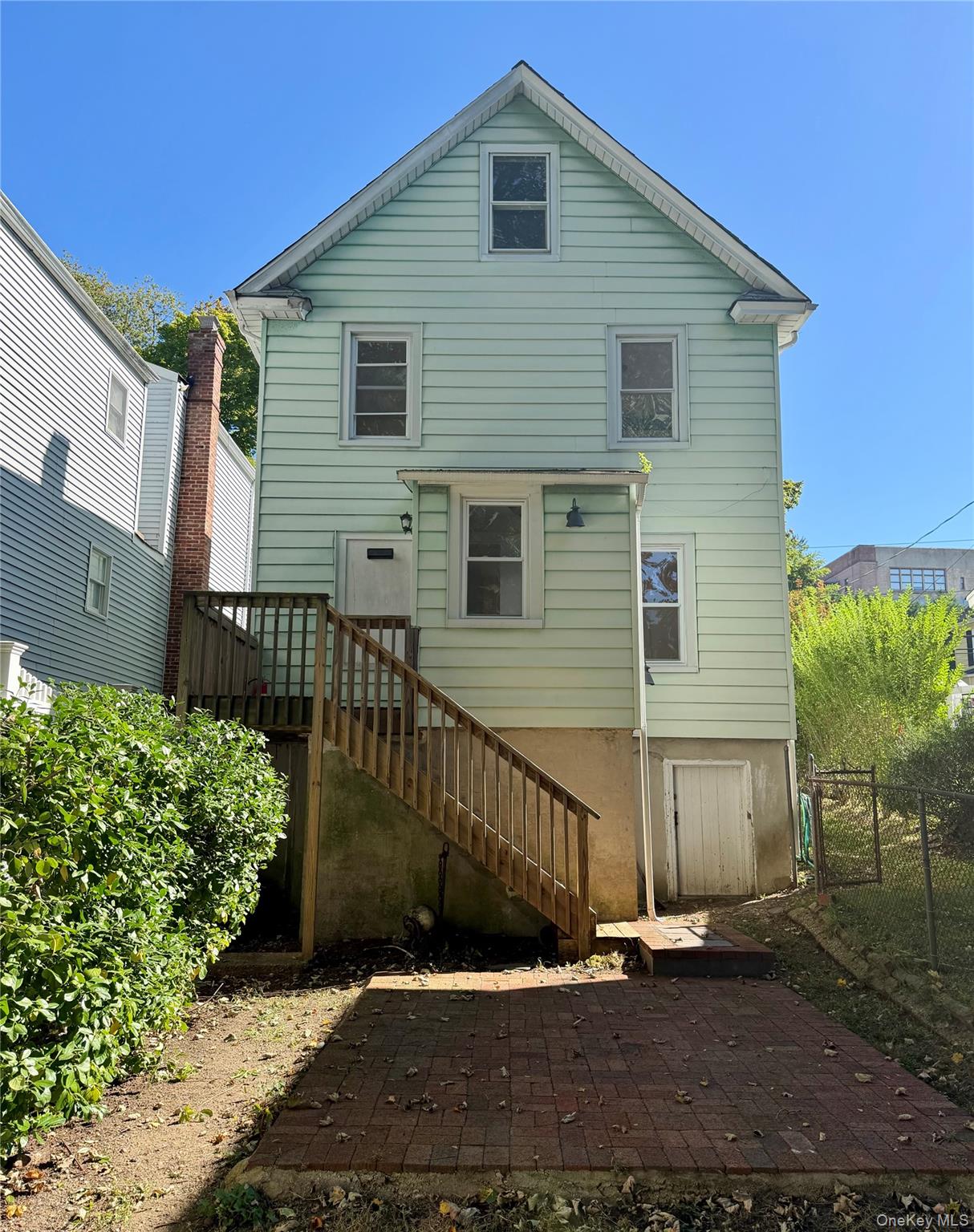 92 School Street – For Sale photo 15
