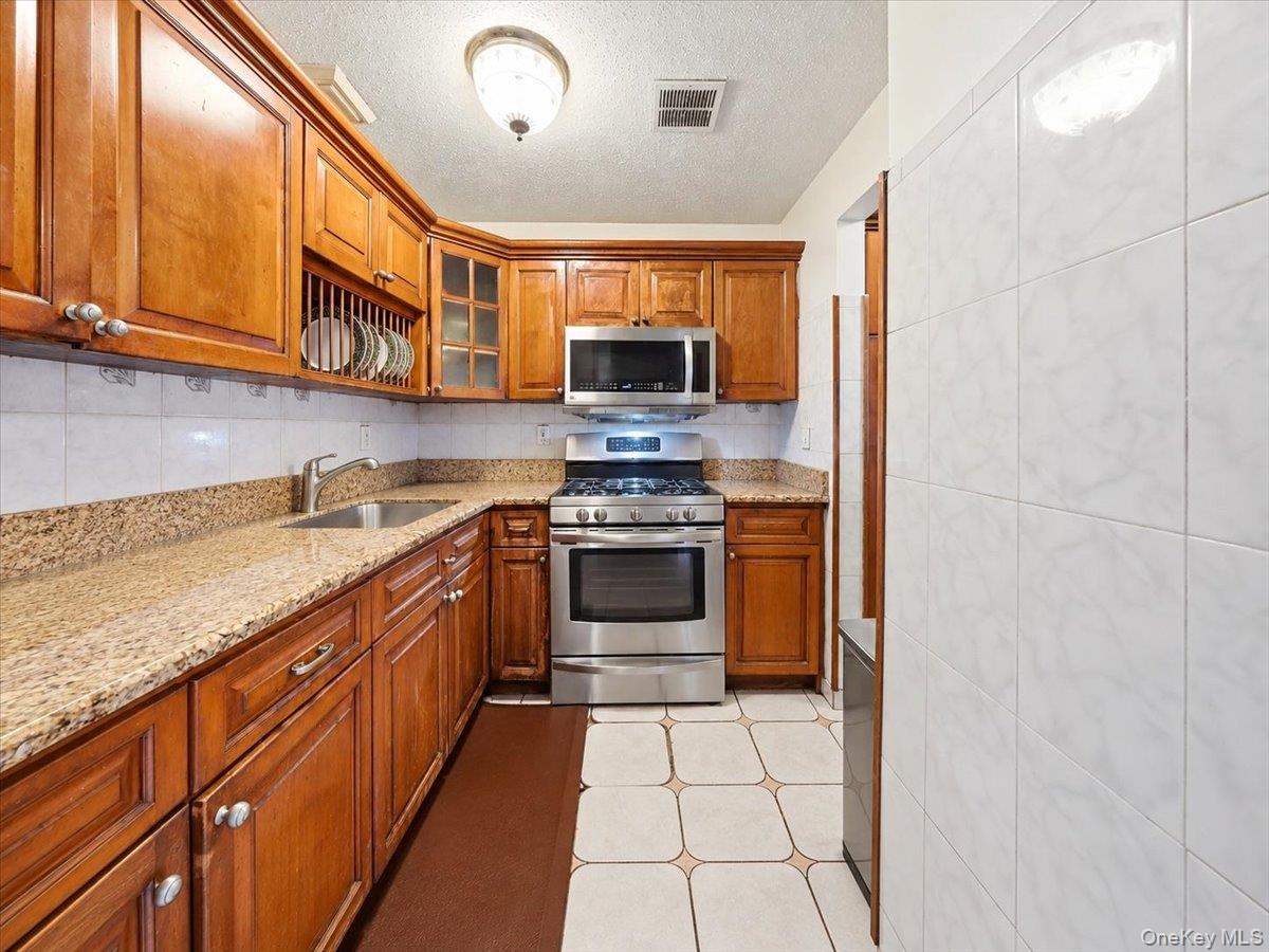 410 E 155th Street – For Sale photo 5
