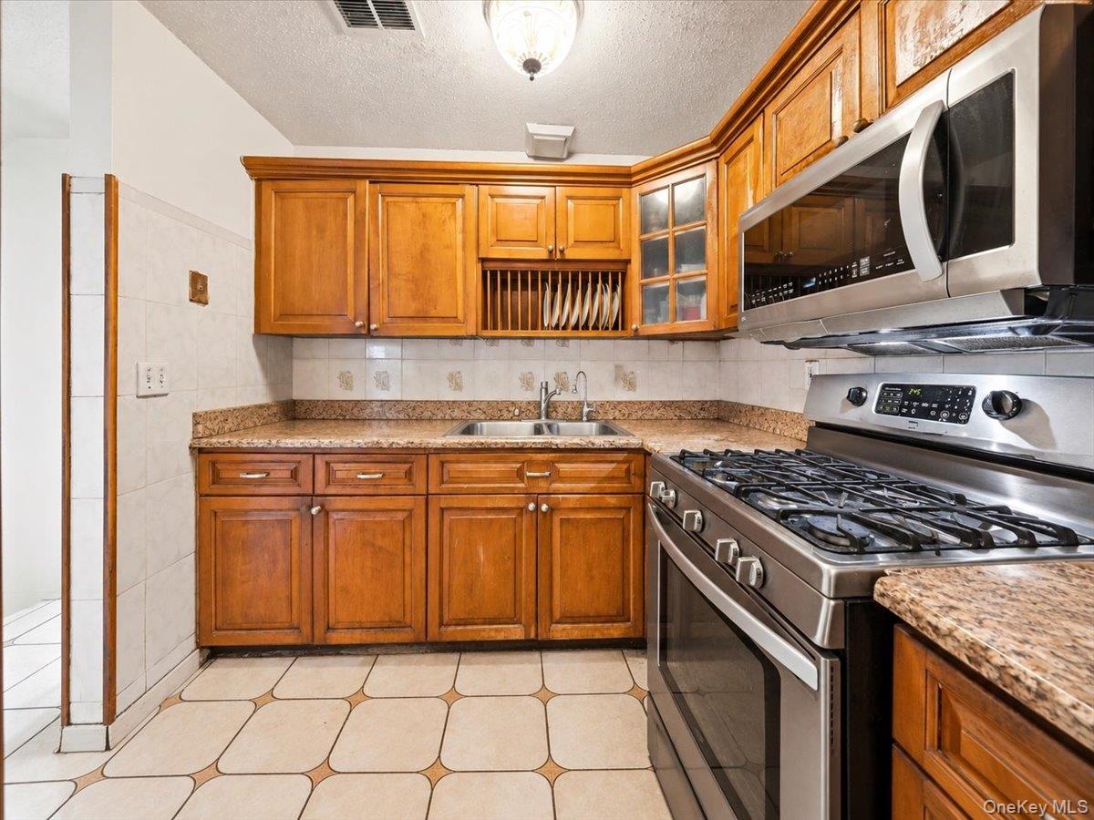 410 E 155th Street – For Sale photo 7