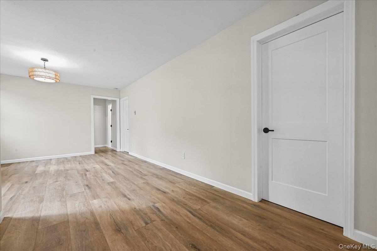 14 Corona Road – For Sale photo 4