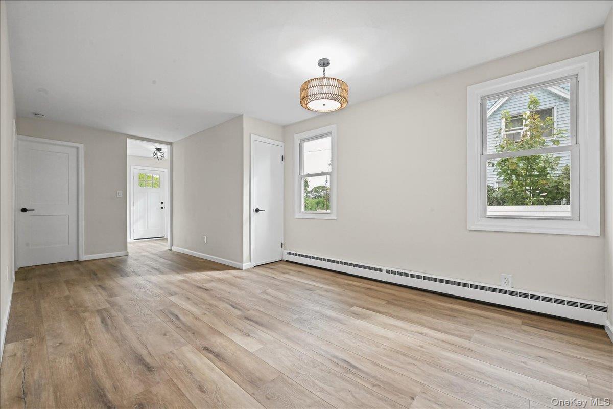14 Corona Road – For Sale photo 6