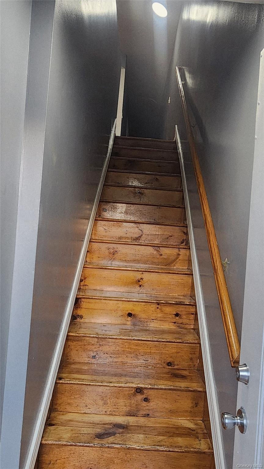 481 E 53rd Street – For Rent photo 8