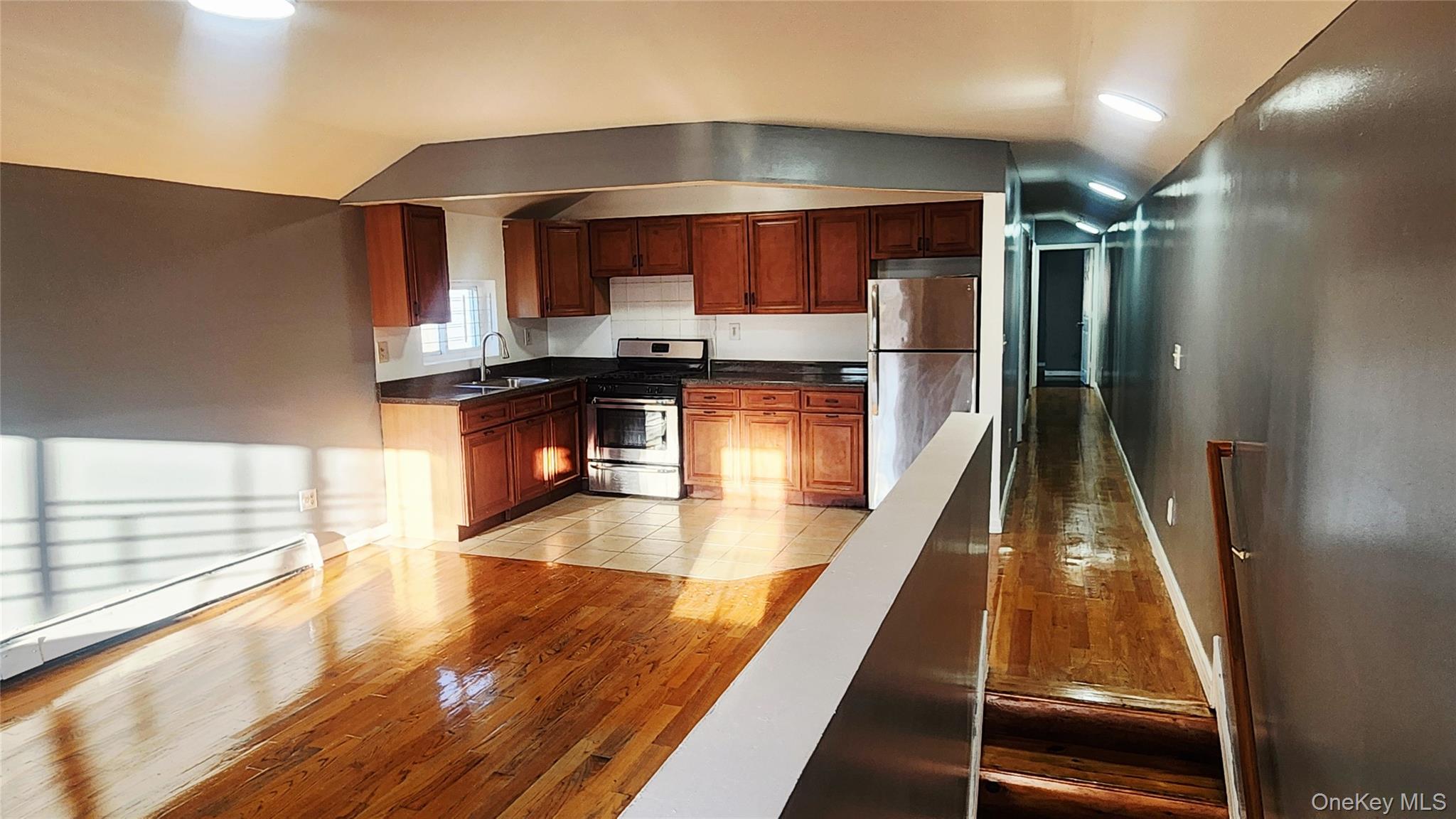 481 E 53rd Street – For Rent photo 10