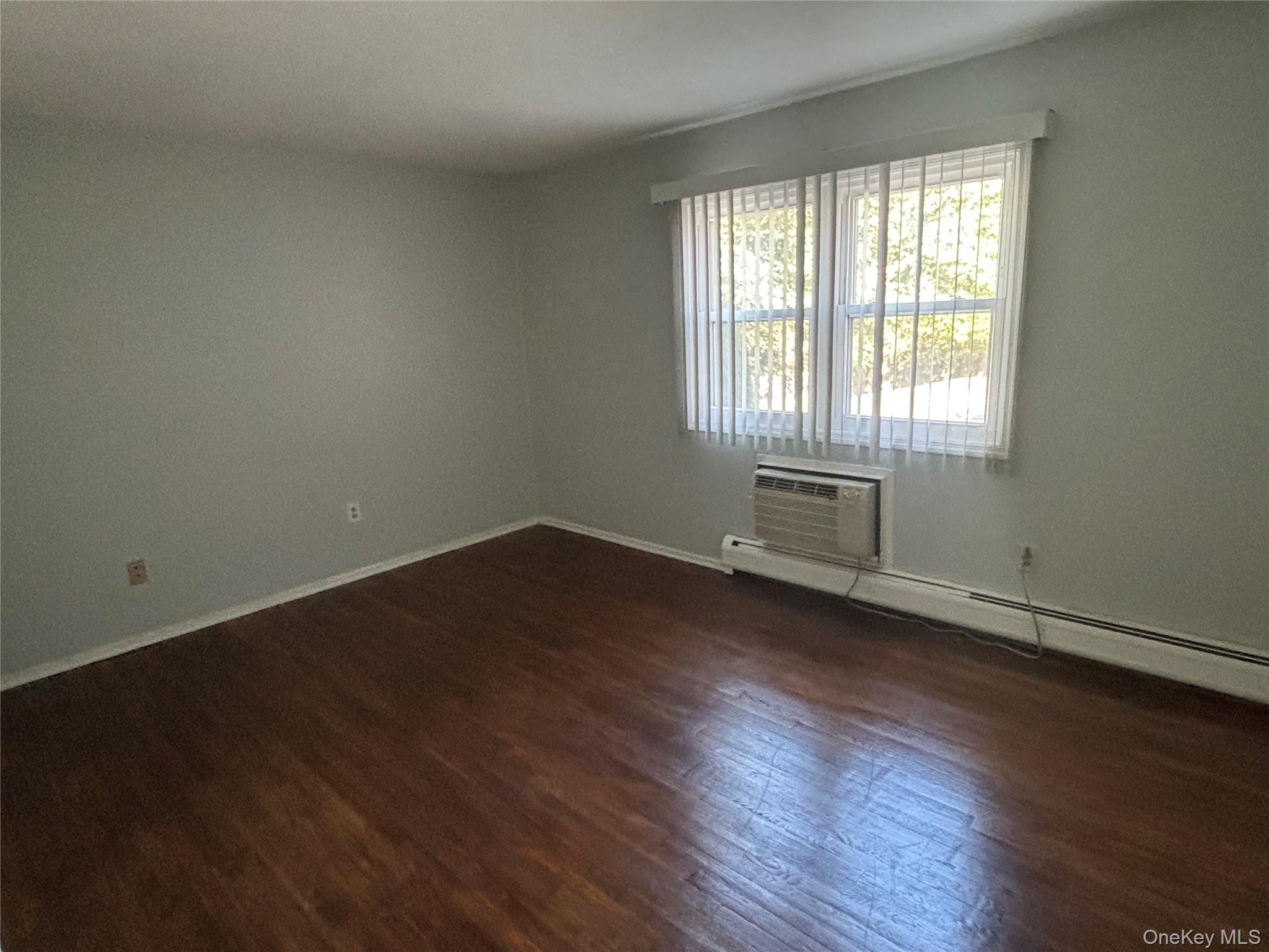 86 Demarest Avenue, Unit 4 photo 2