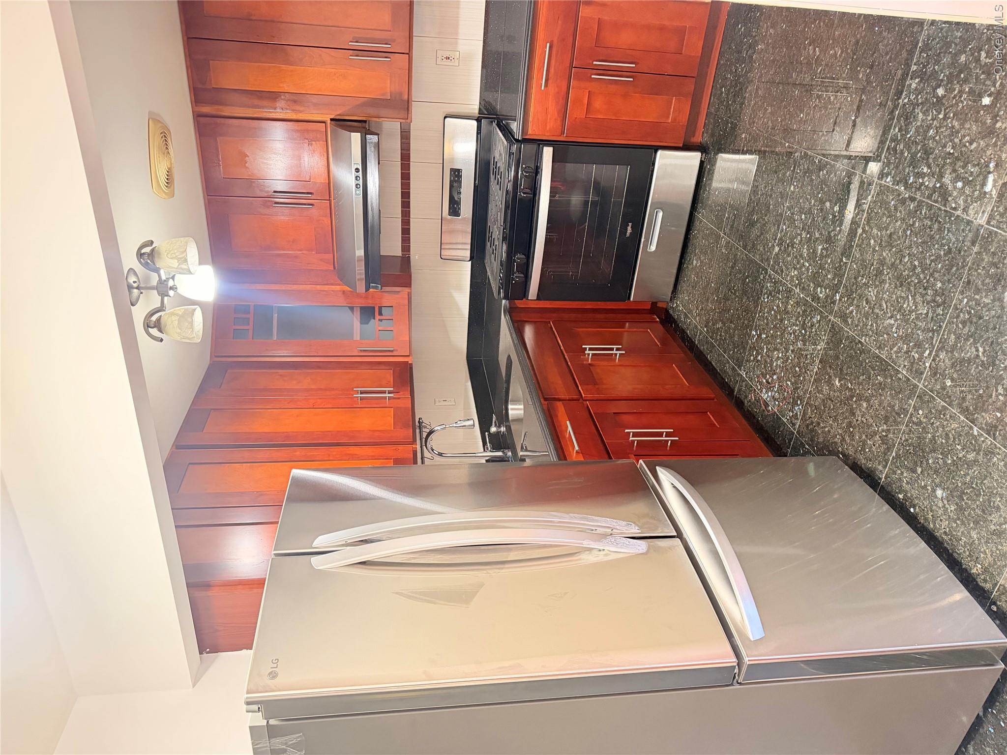 4040 68th Street, Unit 2A photo 2