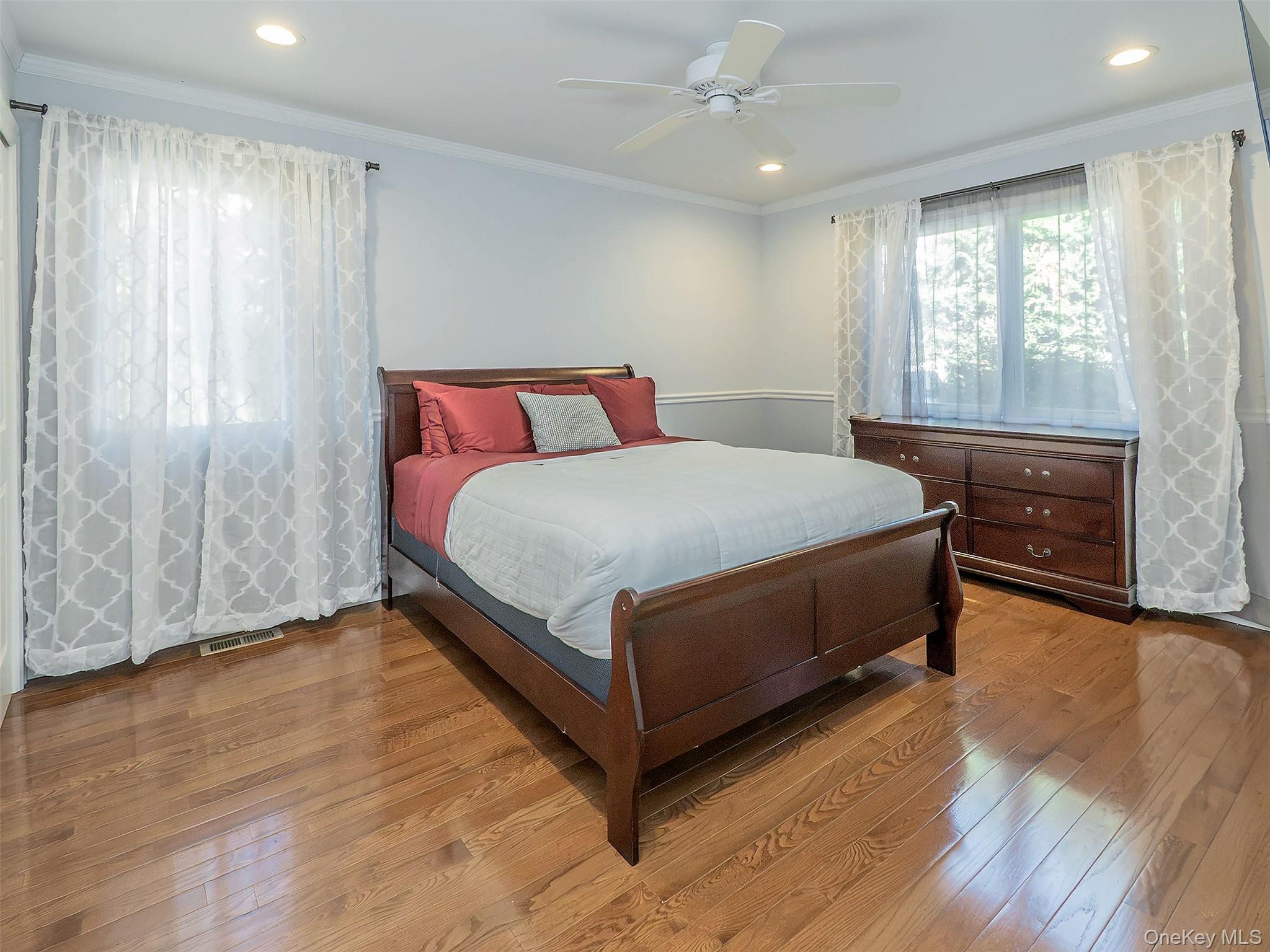 752 Kensington Court – For Sale photo 15