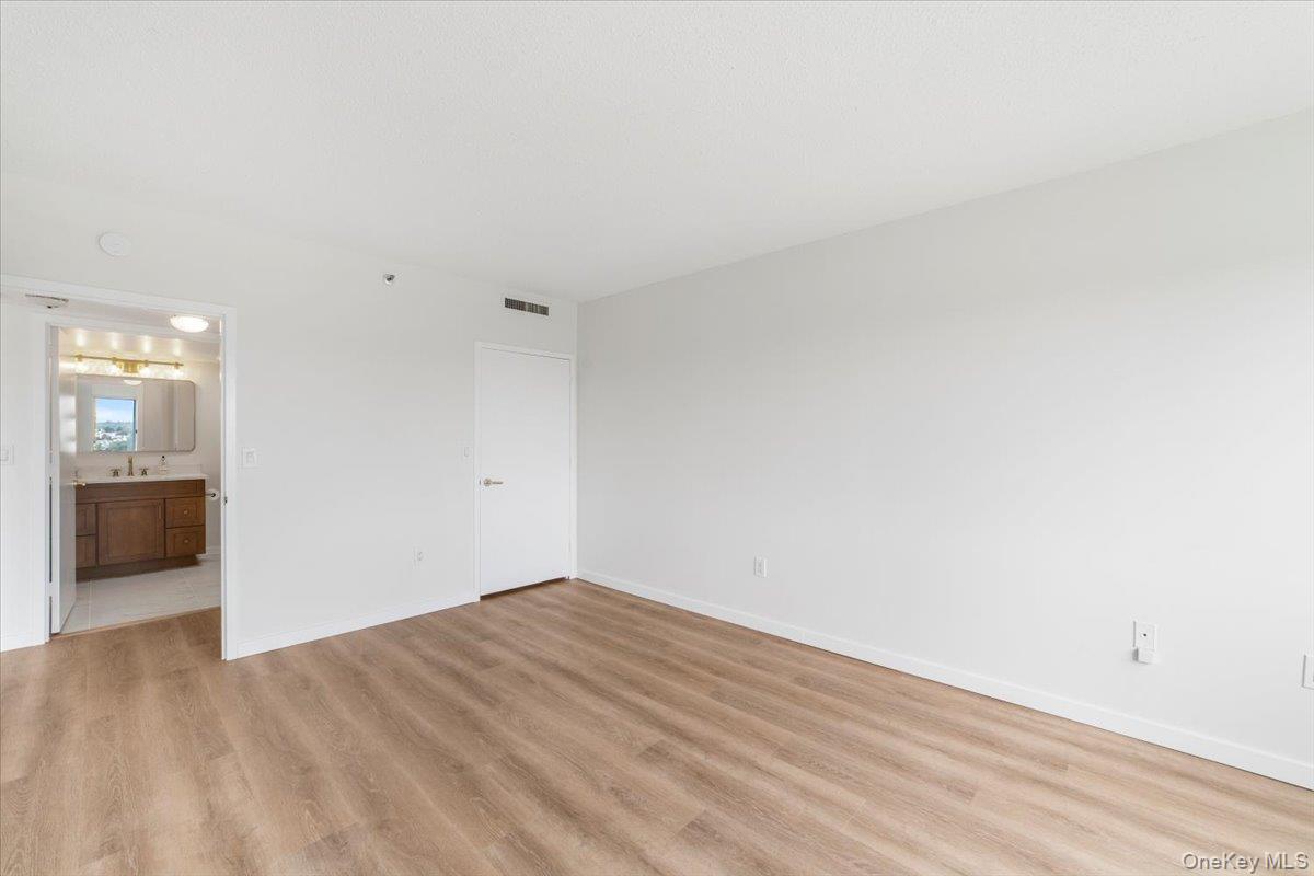 10 Stewart Place, Unit 9CE photo 21