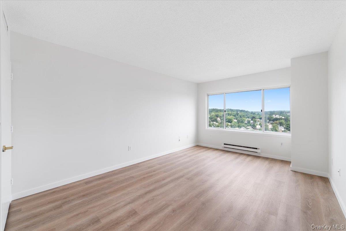 10 Stewart Place, Unit 9CE photo 12