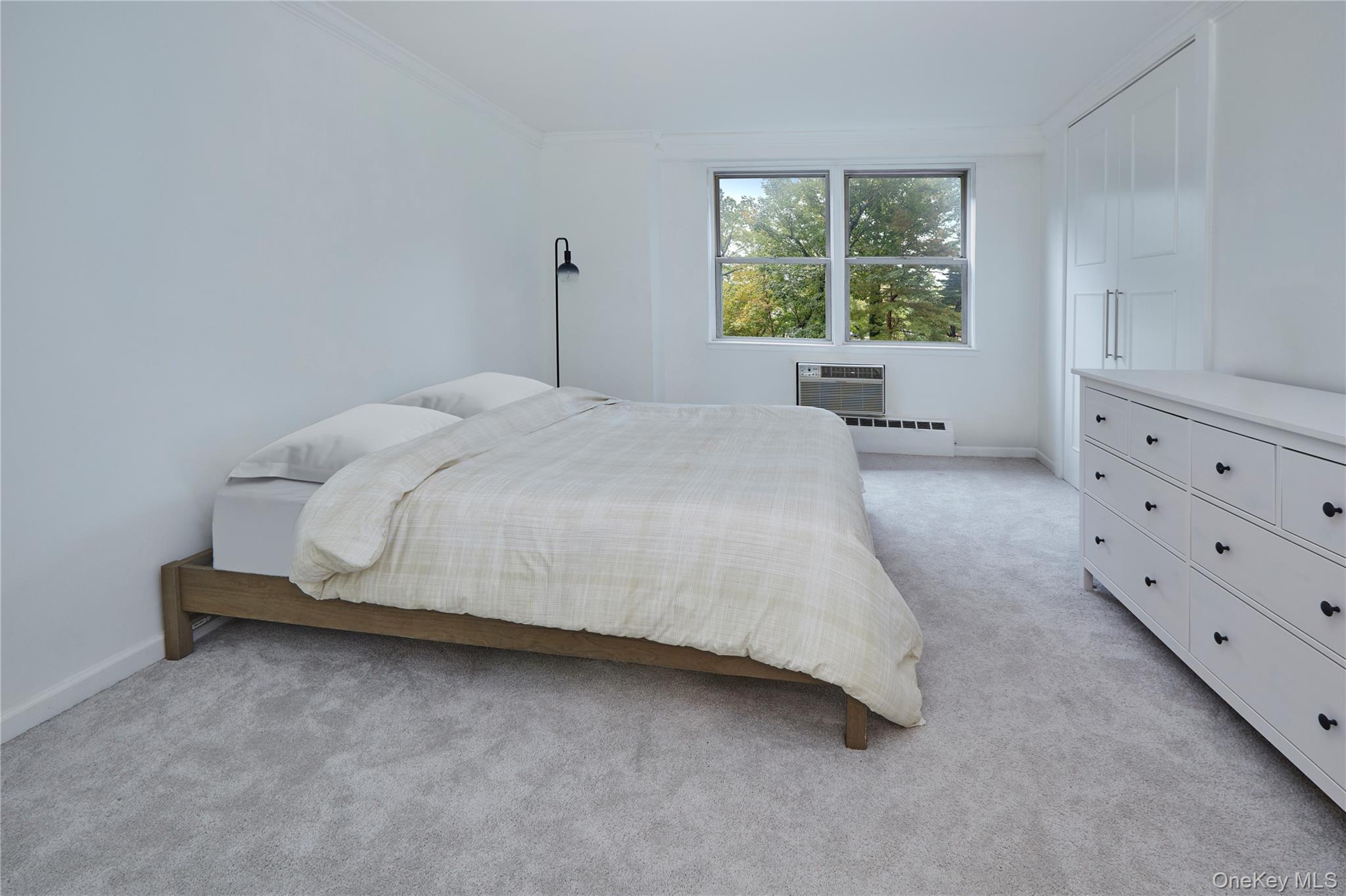 5700 Arlington Avenue, Unit 1D photo 4