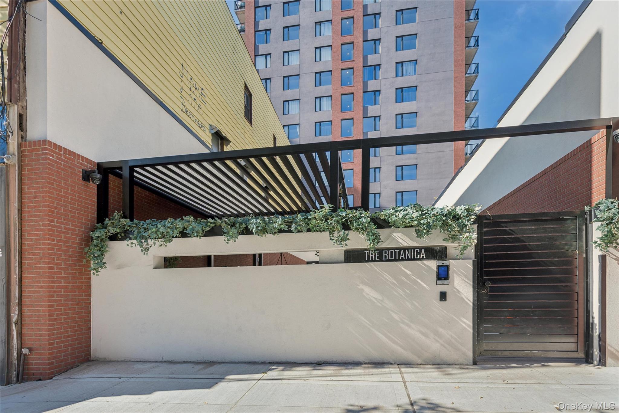 931 Carroll Street, Unit 1605 photo 18