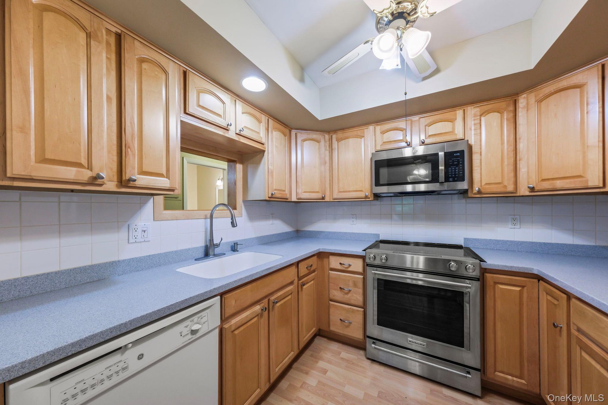 59 Kirby Close, Unit D photo 22
