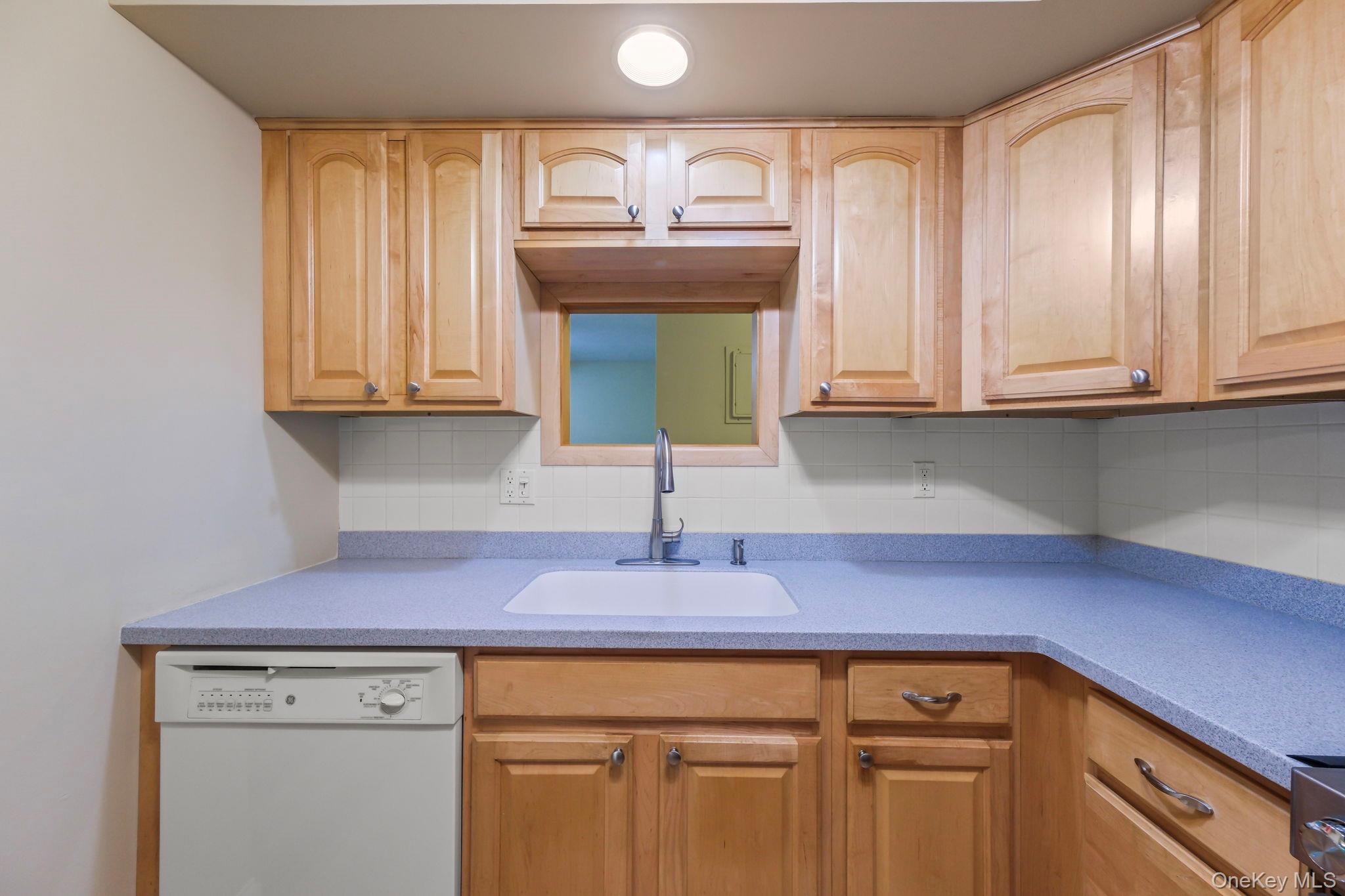 59 Kirby Close, Unit D photo 26