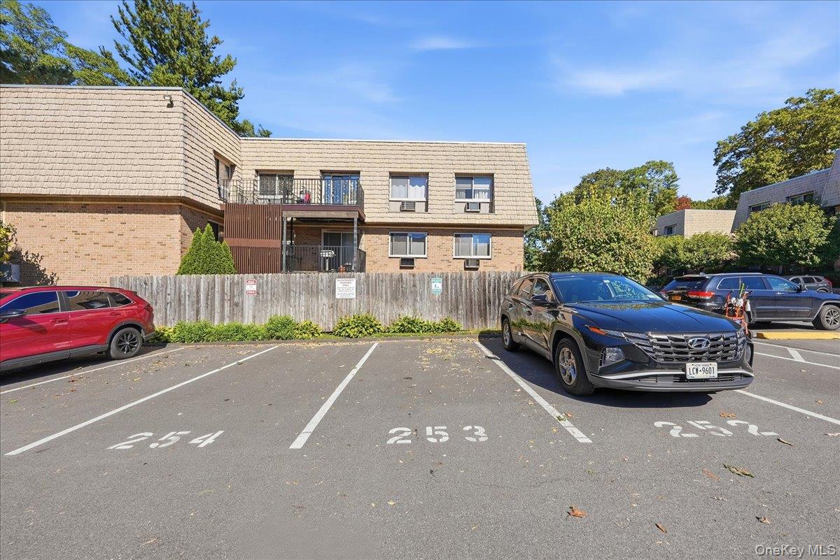 330 Central Park Avenue S, Unit F12 photo 25