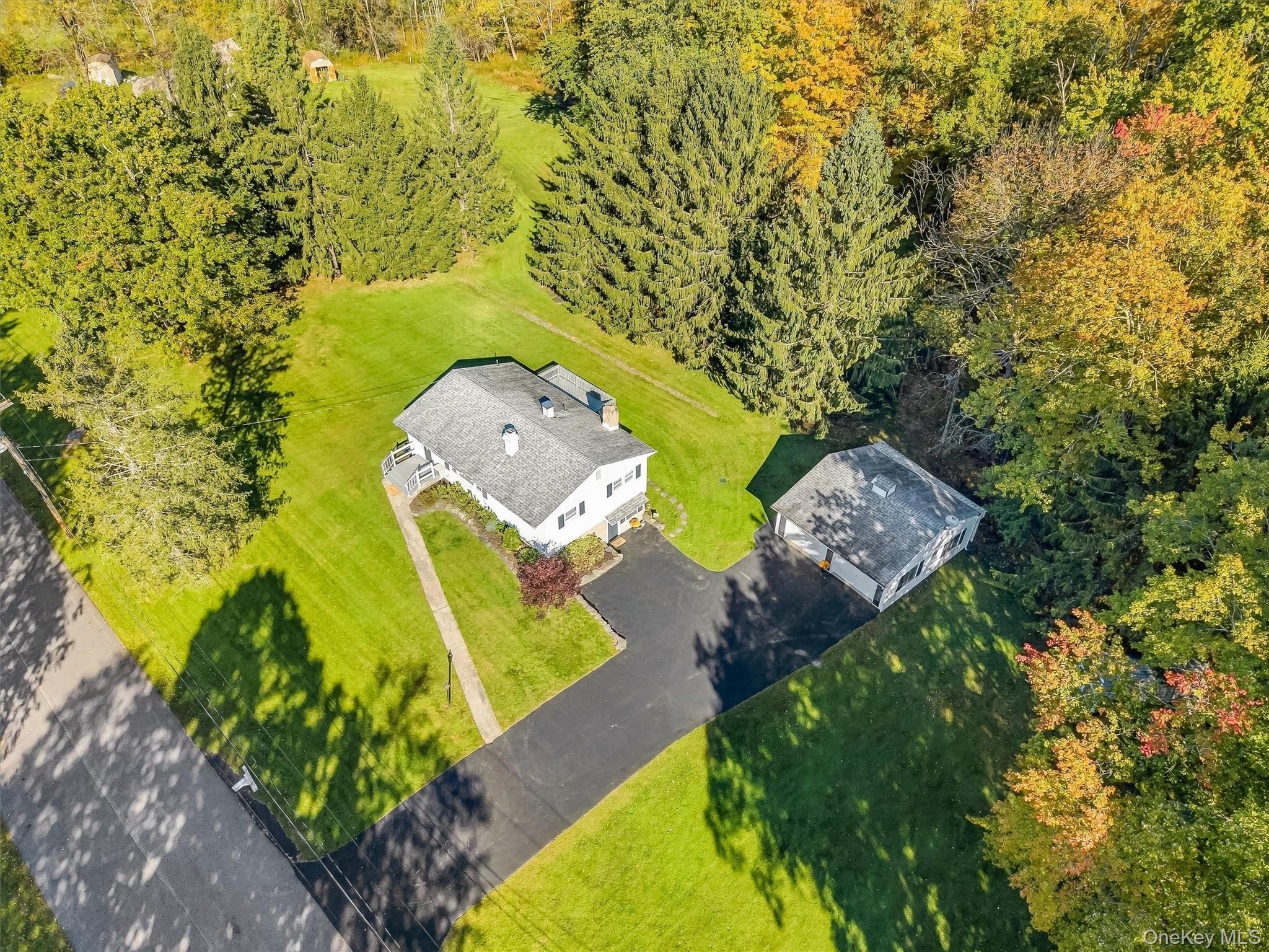 21 Old Timers Road – For Sale photo 2