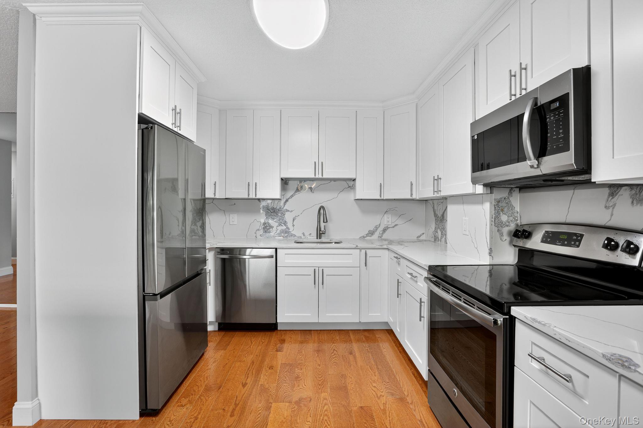 15 Stewart Place, Unit 3A photo 4