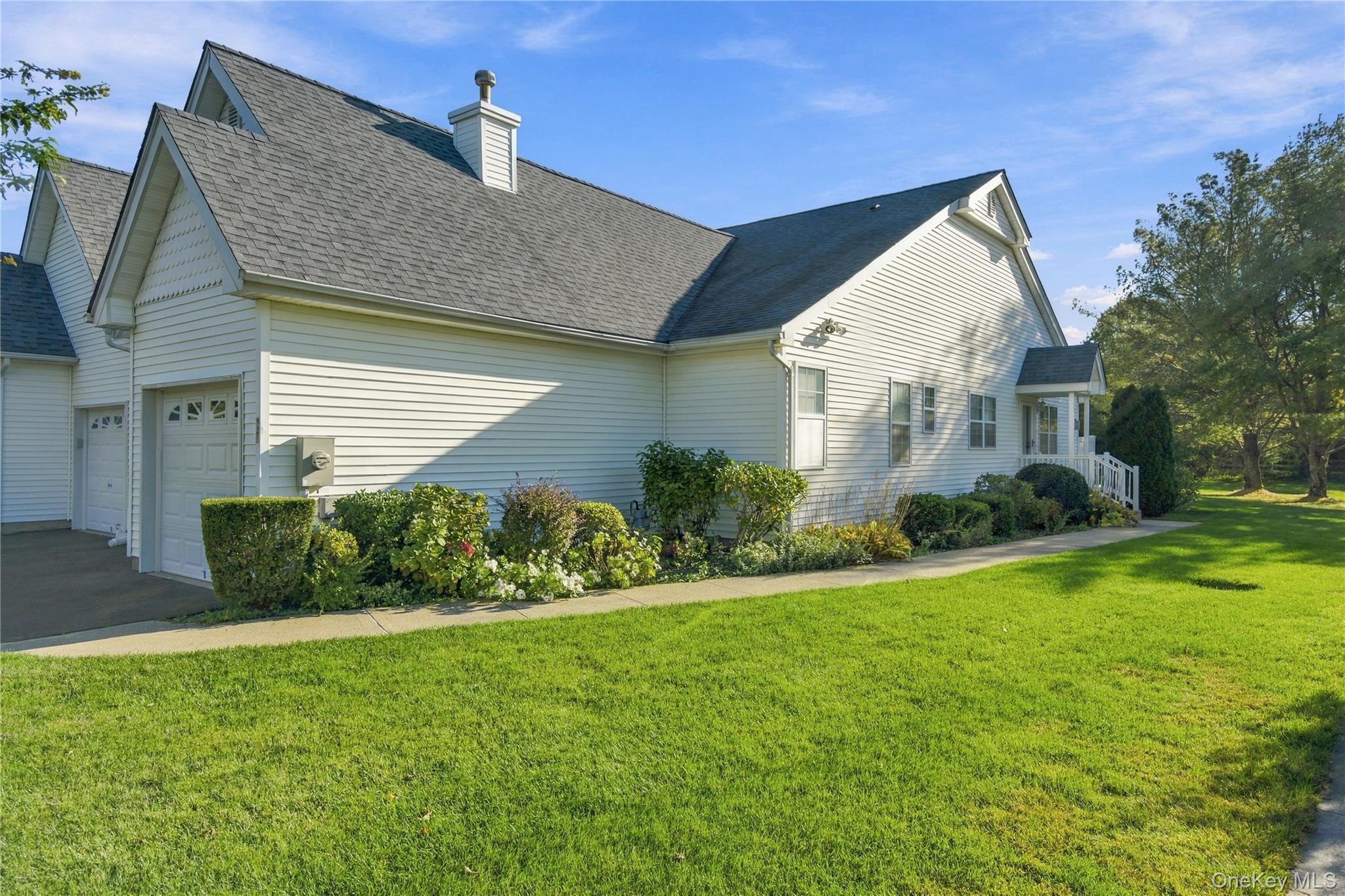 11 Summerfield Lane S – For Sale photo 9