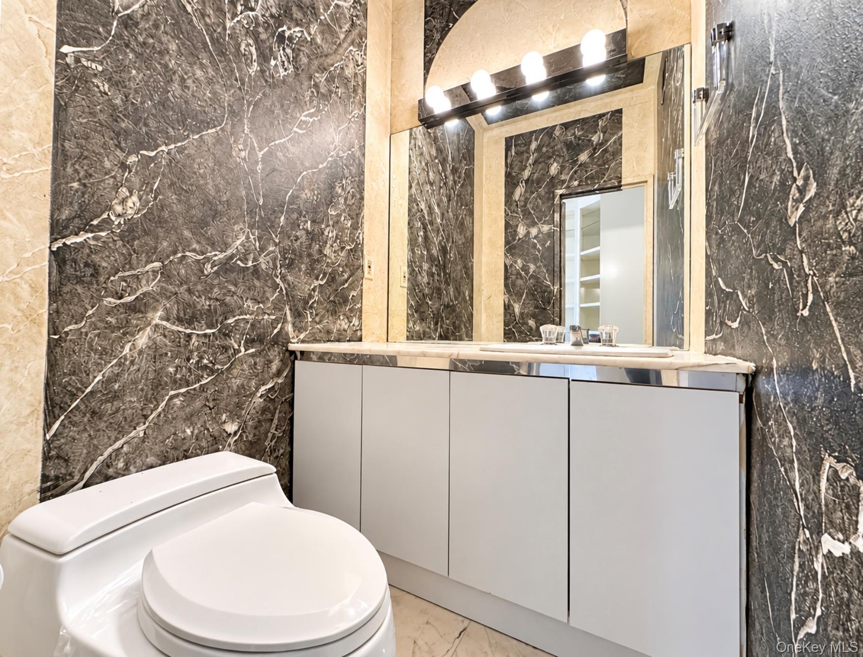 167 E 61st Street, Unit 28E photo 13