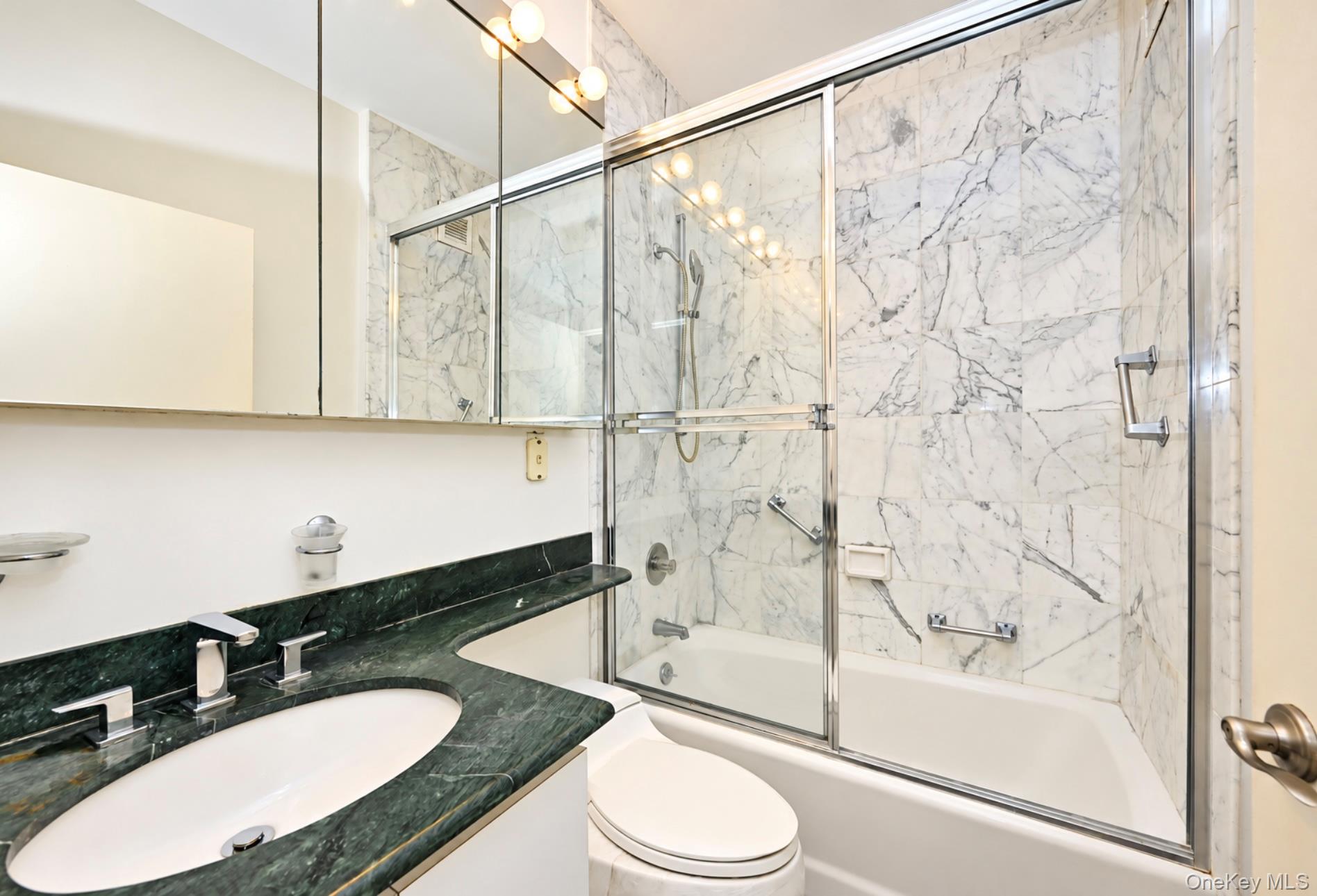 167 E 61st Street, Unit 28E photo 11