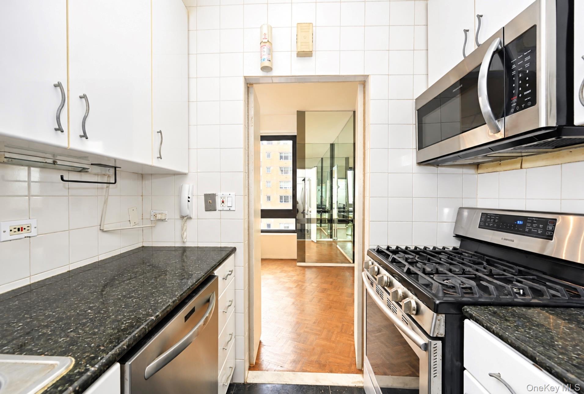 167 E 61st Street, Unit 28E photo 15