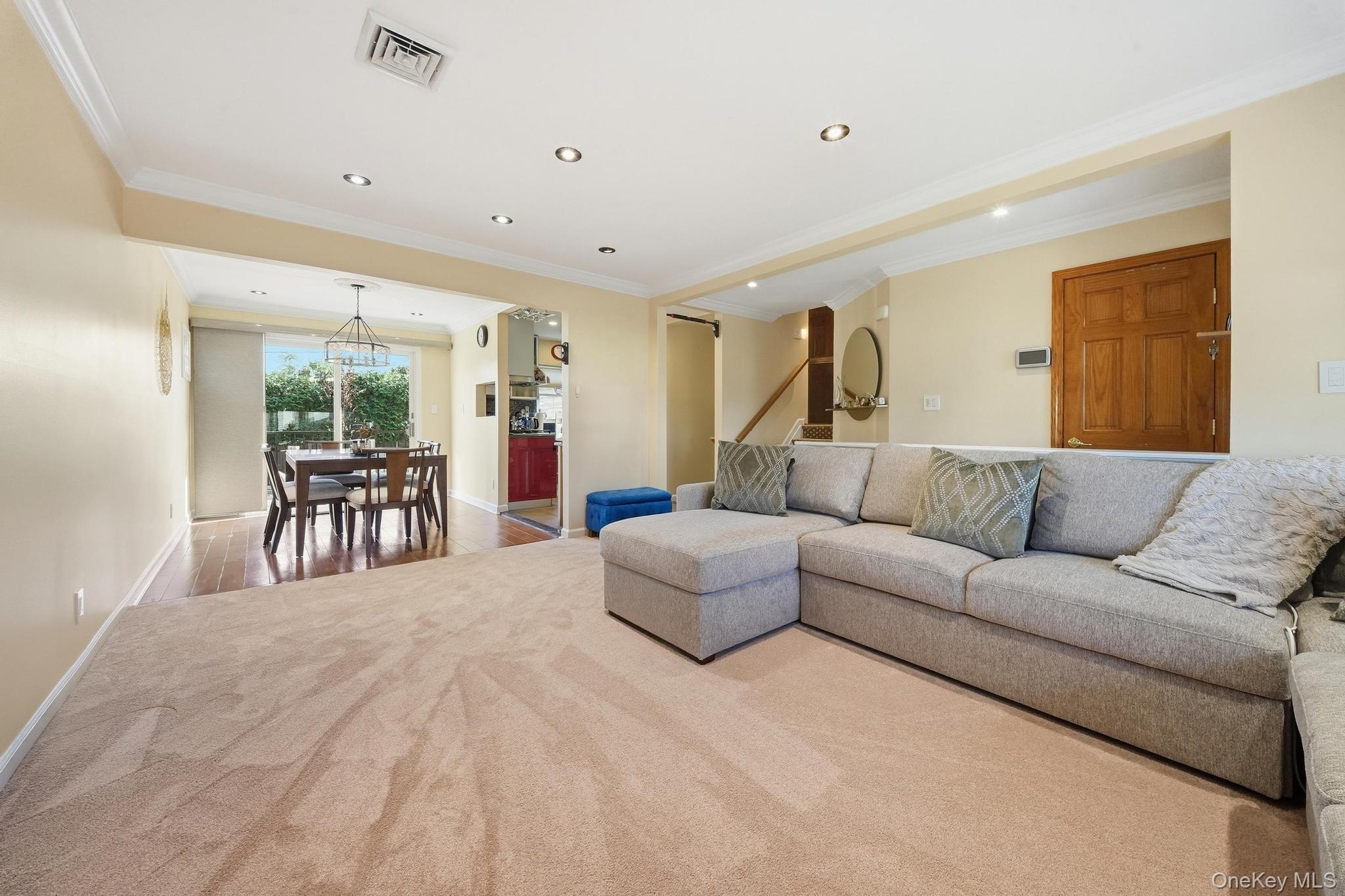 2624 Flower Street – For Sale photo 18