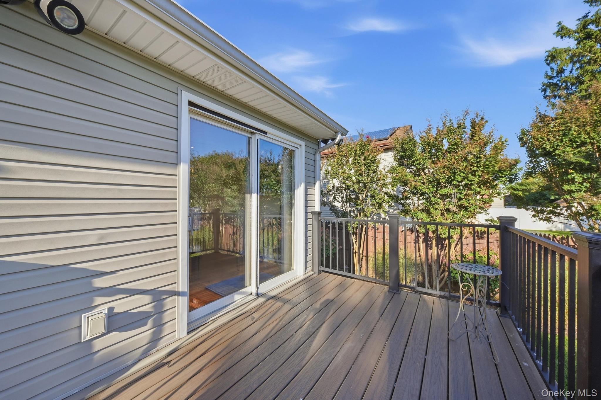 2624 Flower Street – For Sale photo 9