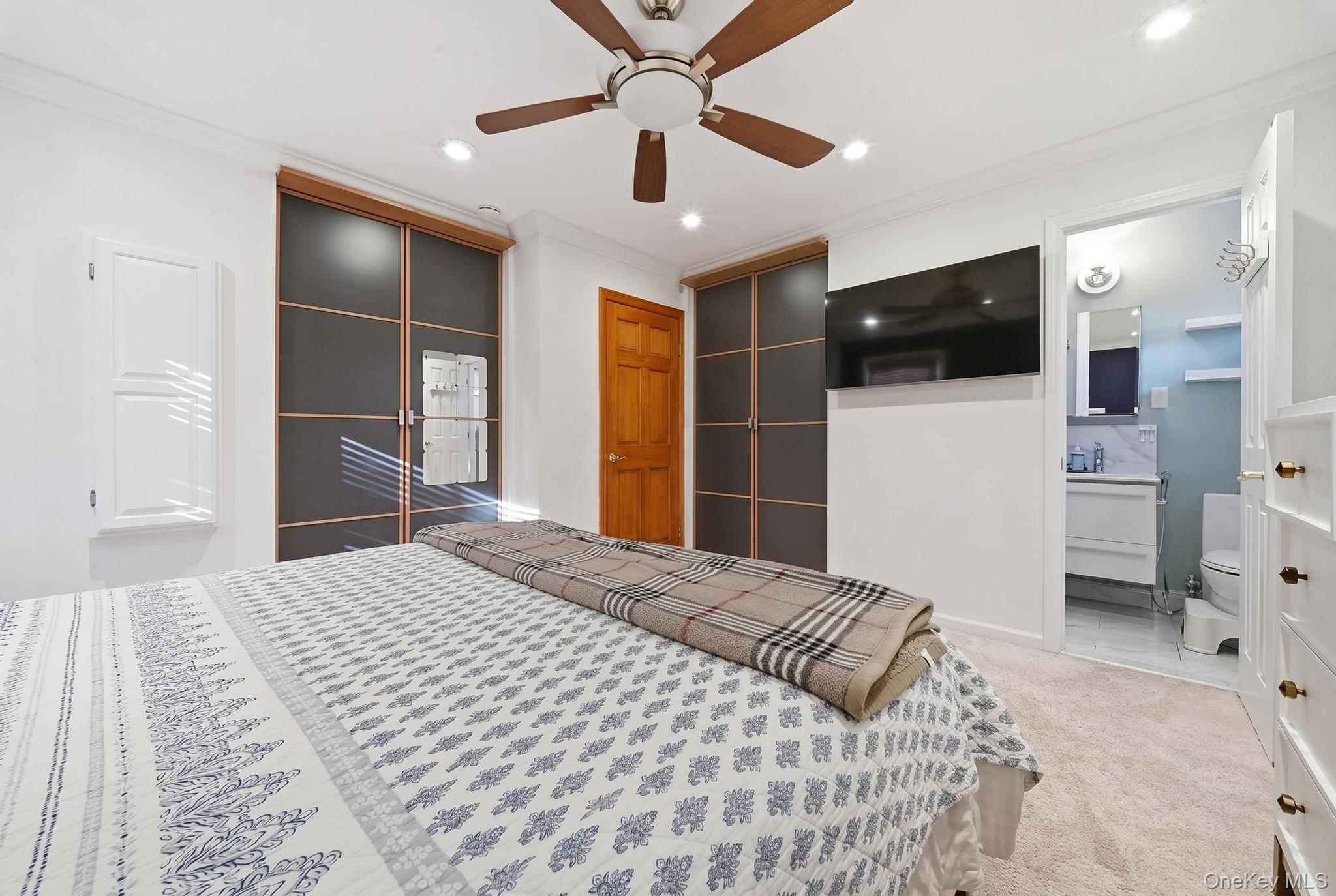 2624 Flower Street – For Sale photo 28