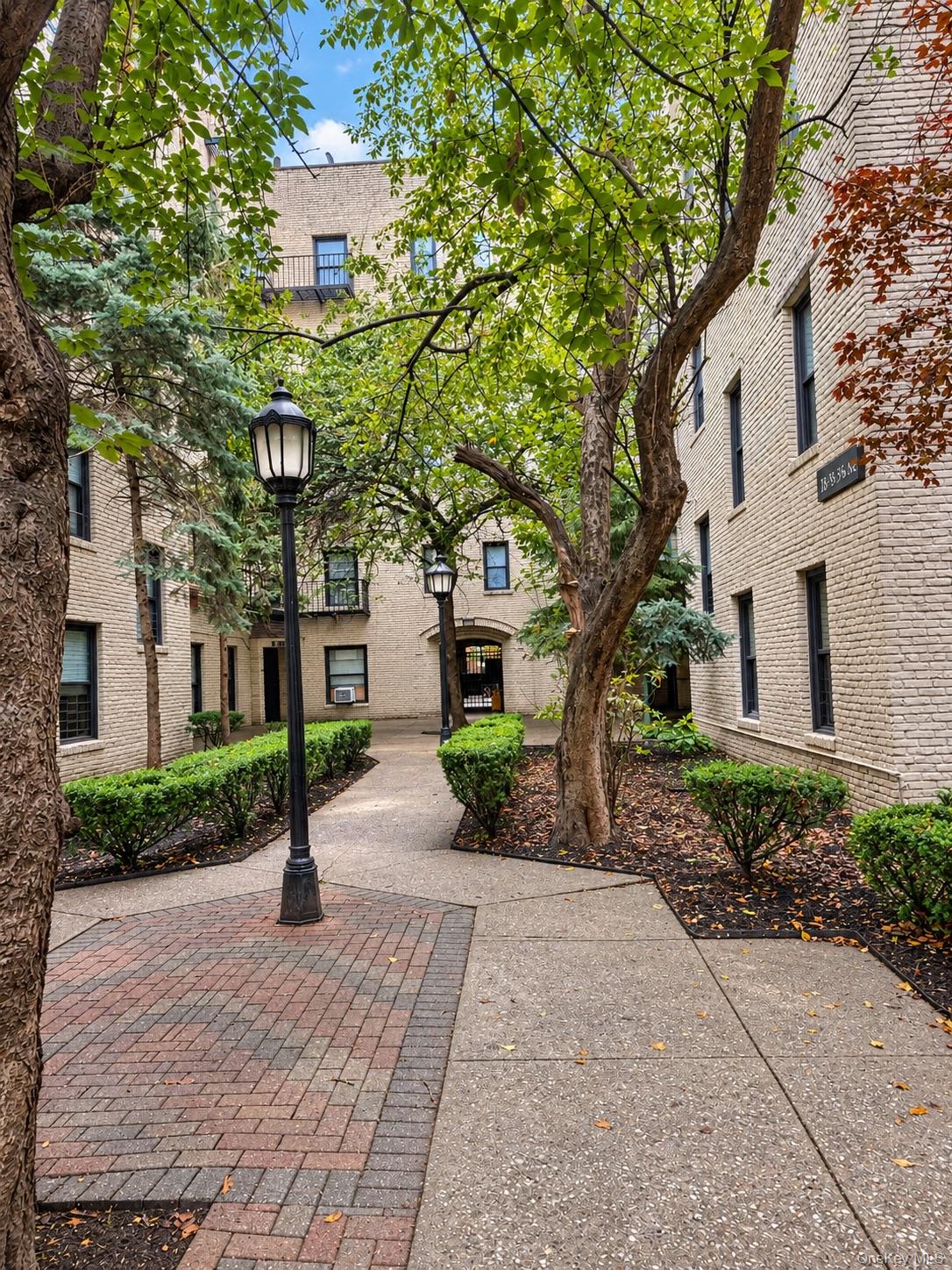 21-78 35th Street, Unit 5E photo 17